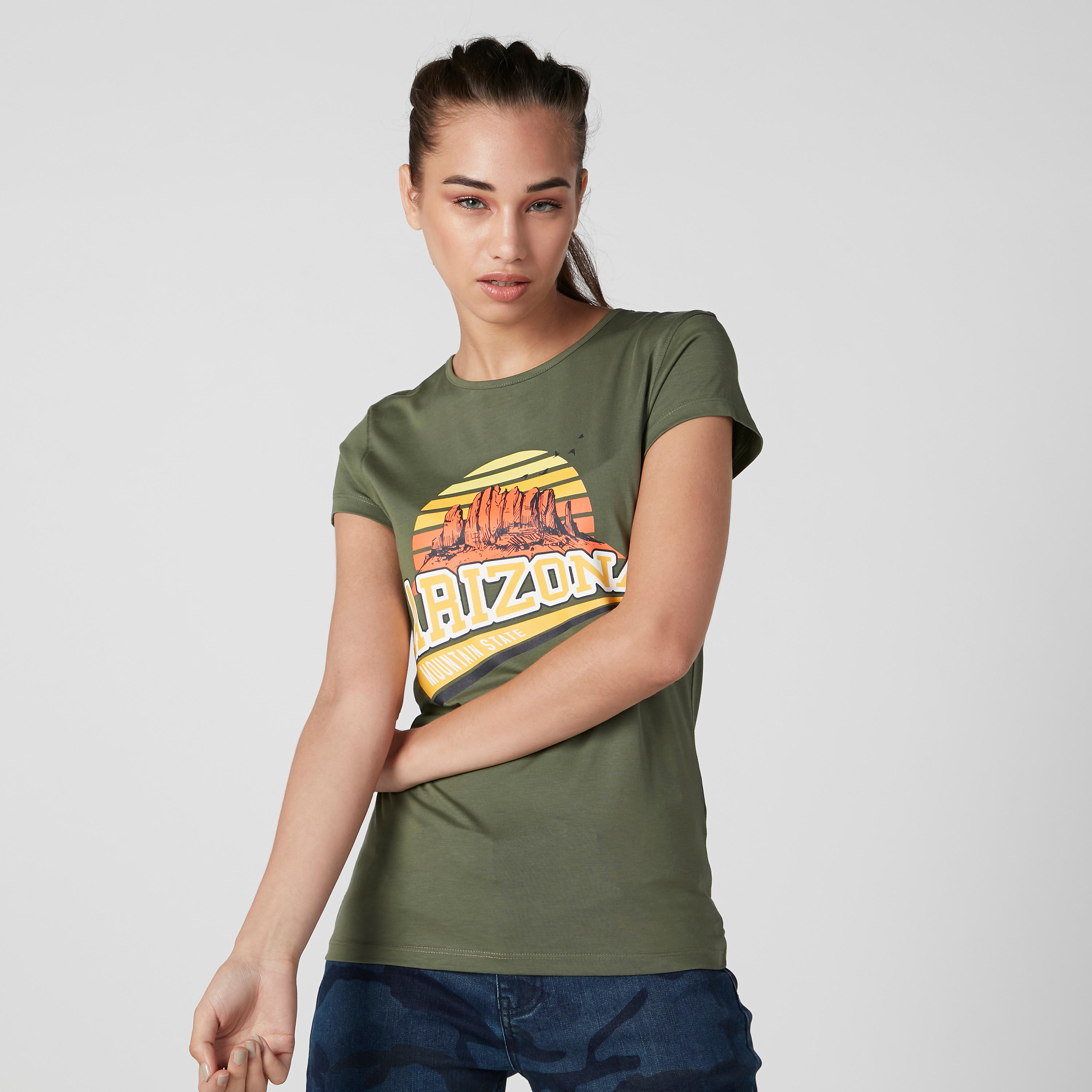 تيشيرت بقصّة سليم وياقة مستديرة وأكمام قصيرة وطبعات-women-clothing-tshirts-image-2