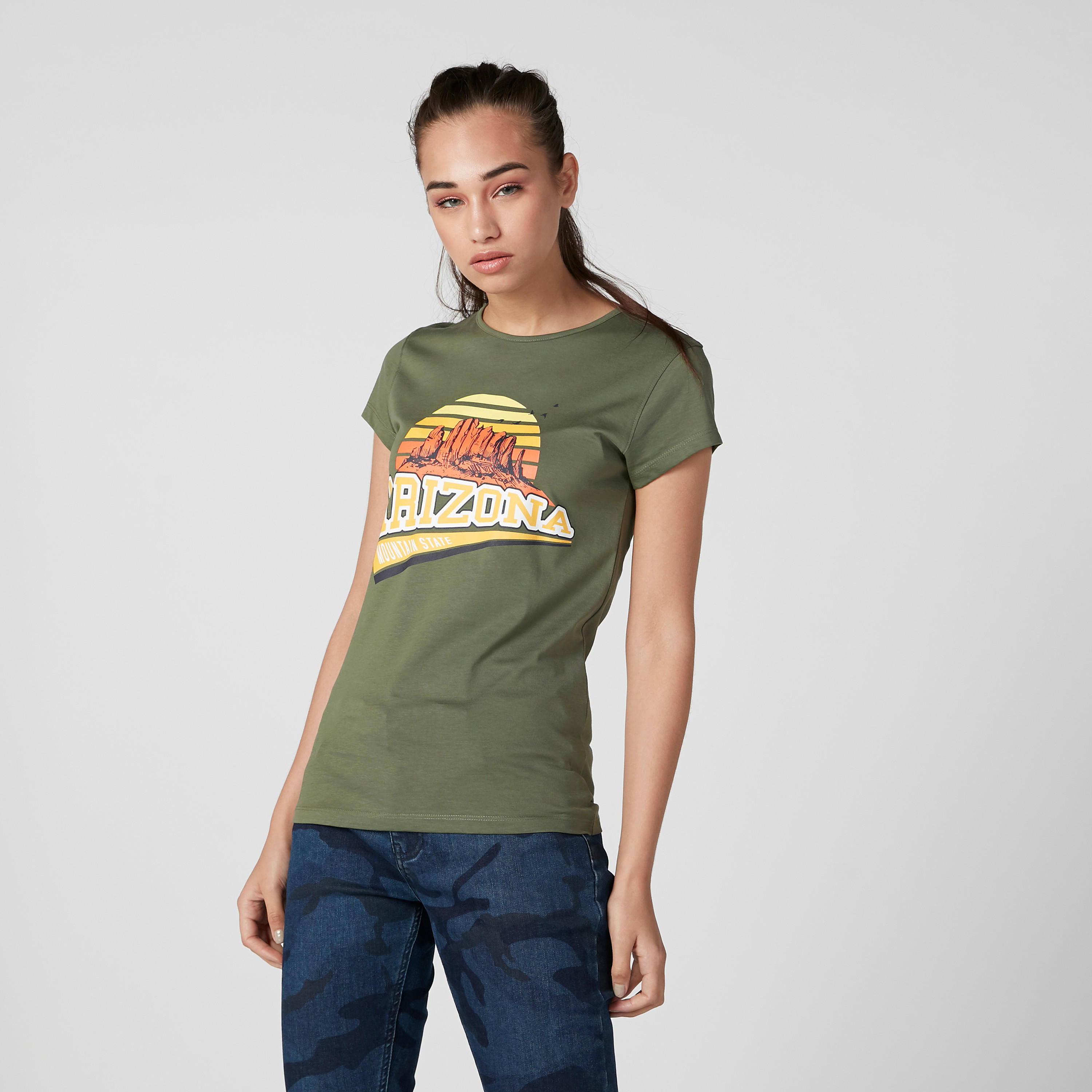 تيشيرت بقصّة سليم وياقة مستديرة وأكمام قصيرة وطبعات-women-clothing-tshirts-image-3