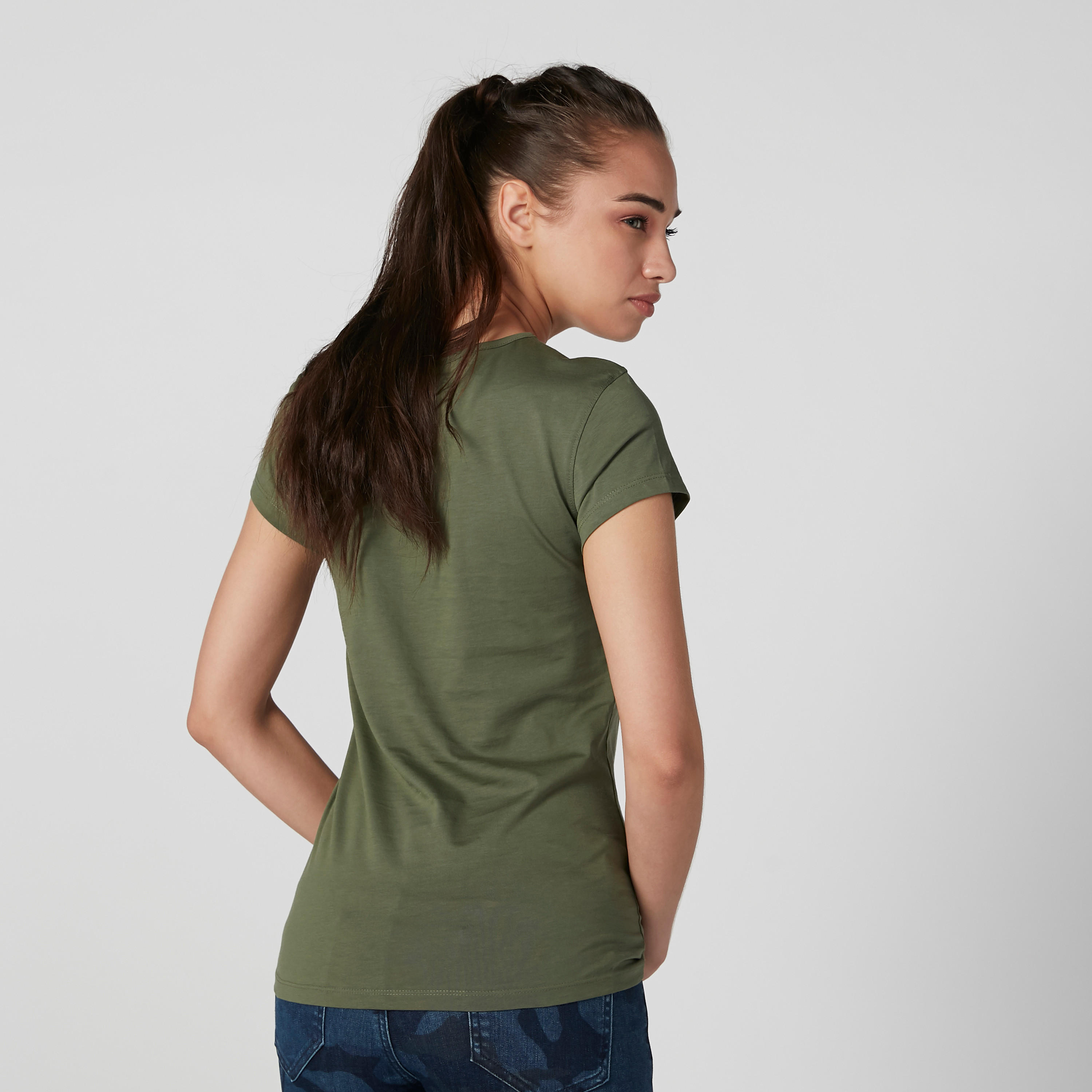 تيشيرت بقصّة سليم وياقة مستديرة وأكمام قصيرة وطبعات-women-clothing-tshirts-image-4
