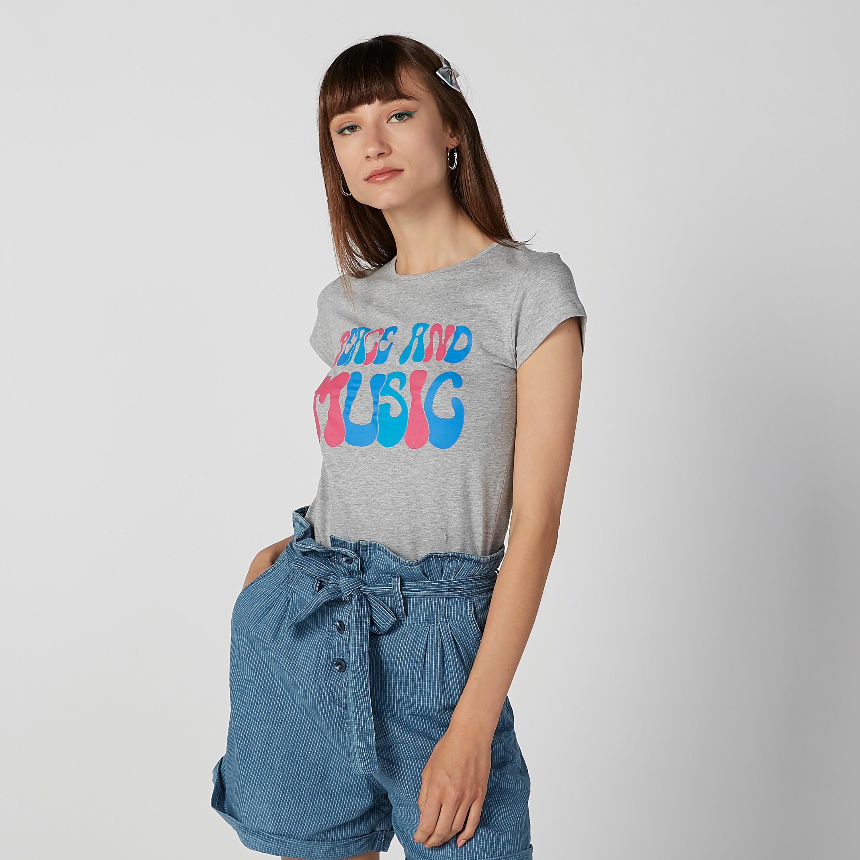 تيشيرت سليم بياقة مستديرة وأكمام قصيرة وطبعات-women-clothing-tshirts-image-2