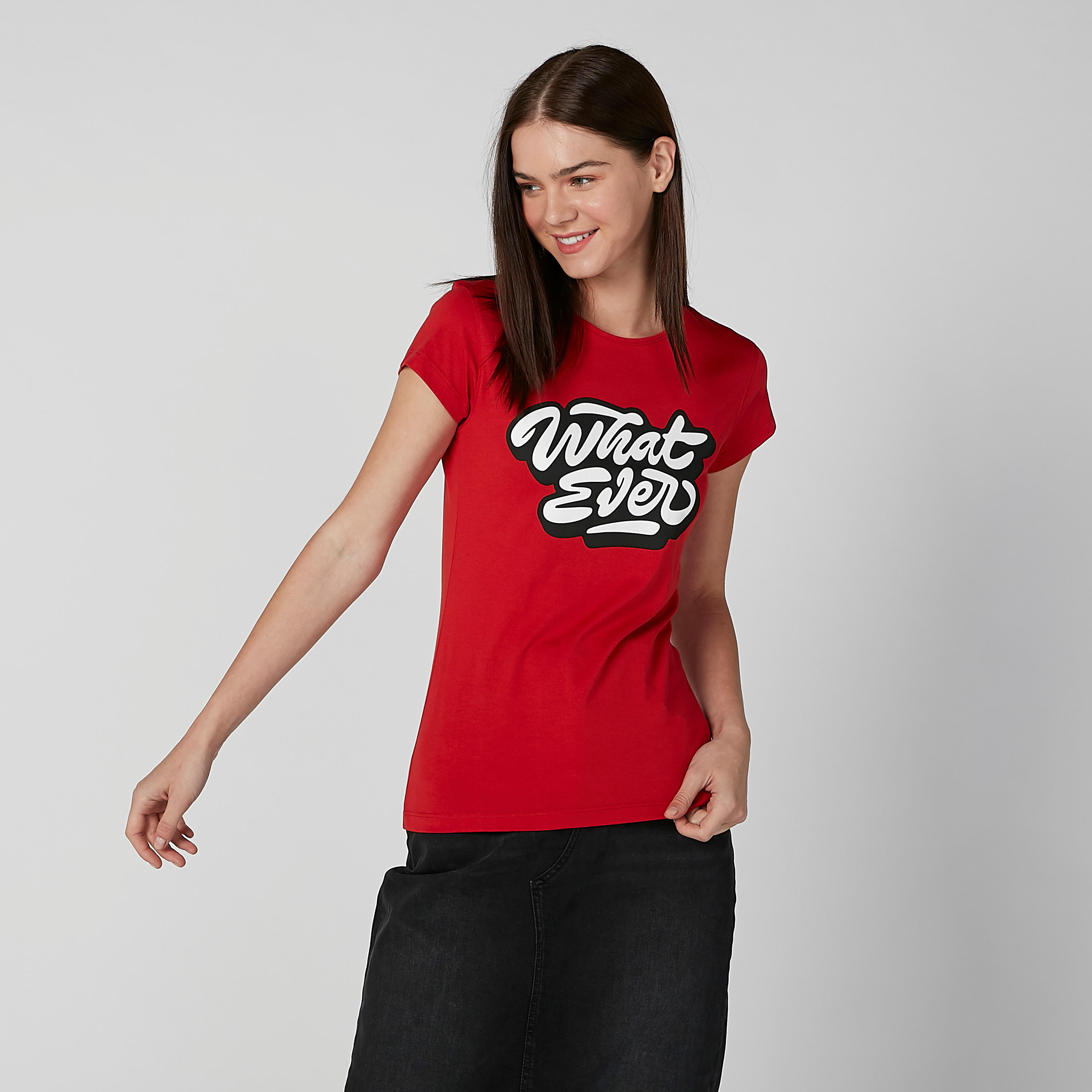 تيشيرت بقصّة سليم وياقة مستديرة وأكمام كاب وطبعات-women-clothing-tshirts-image-4