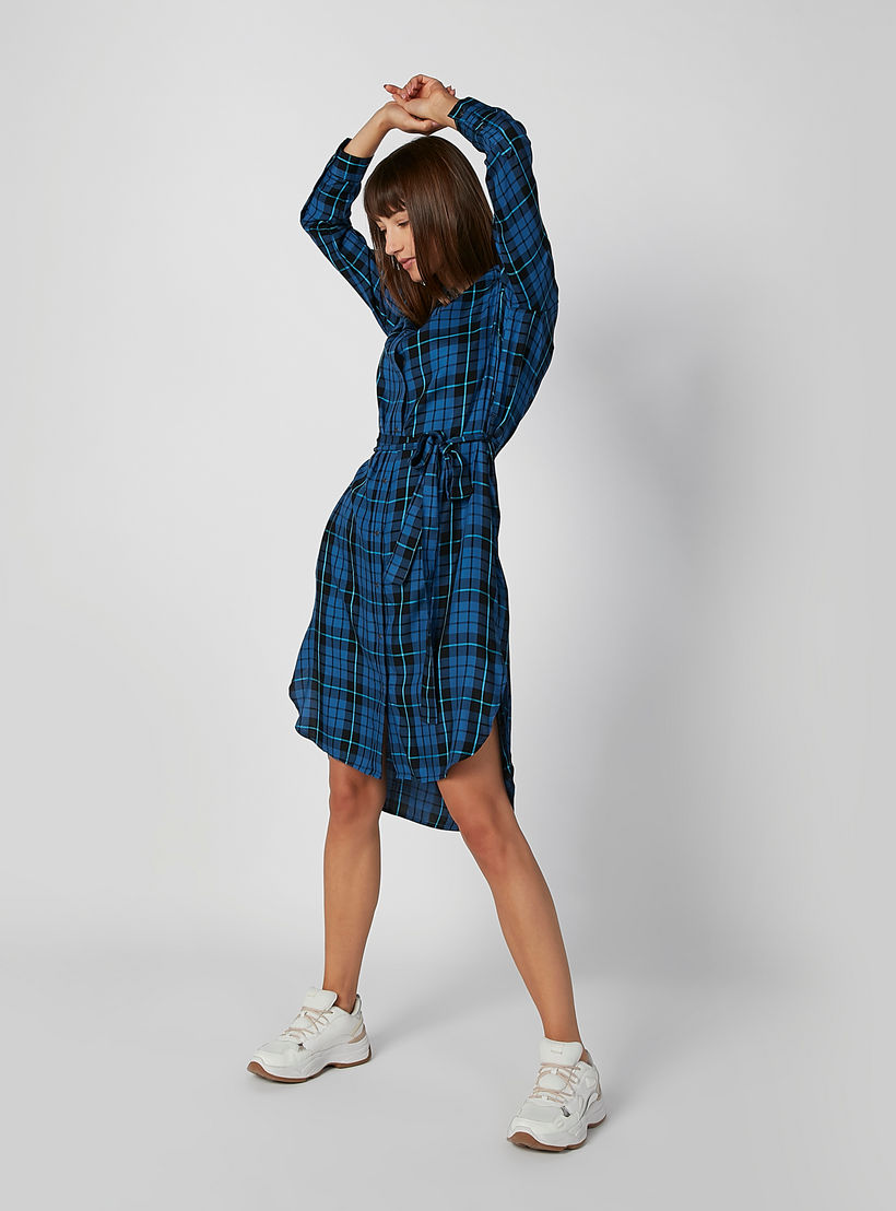 فستان قميص مستدام ميدي كاروهات بأكمام طويلة-women-clothing-dresses-image-1