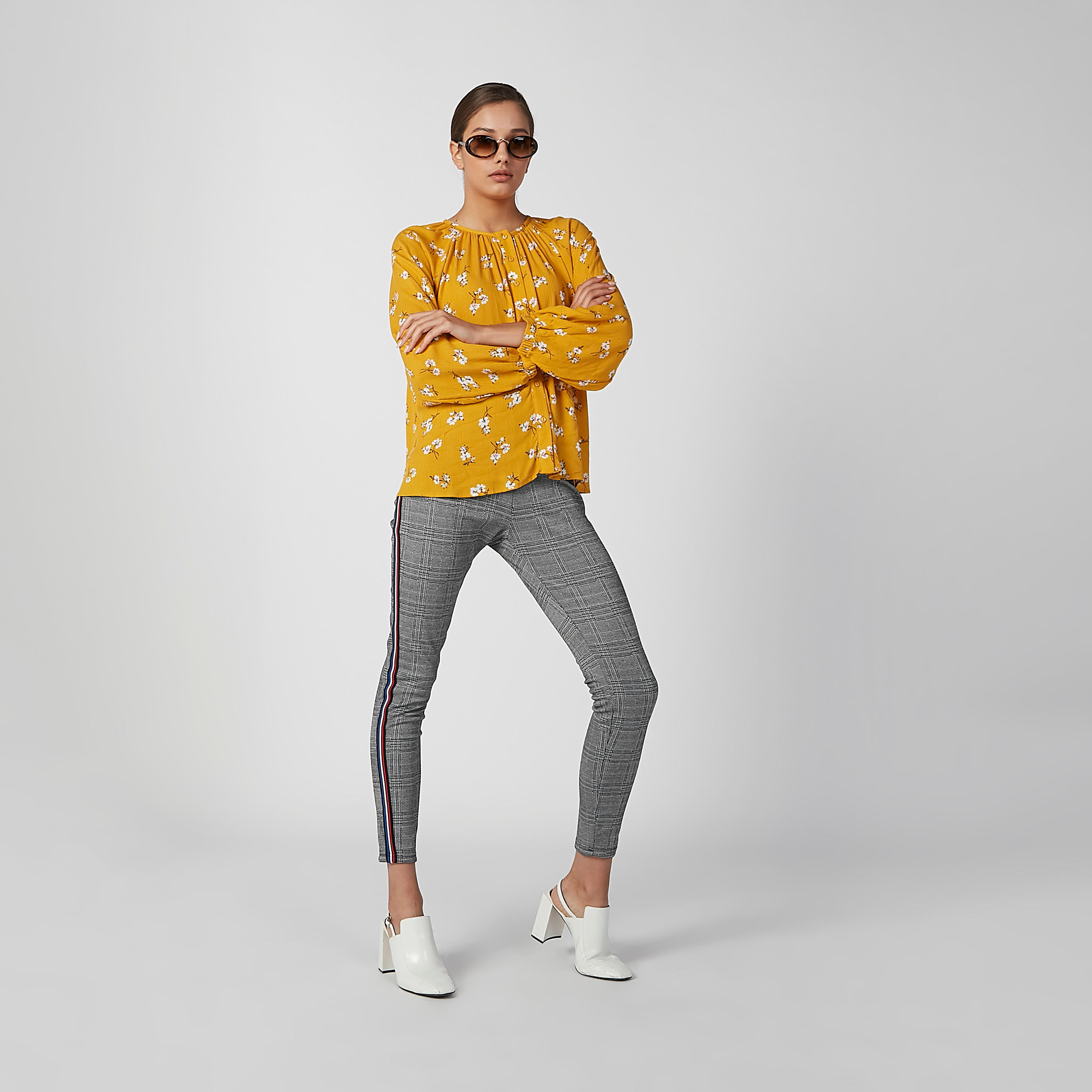 قميص بأكمام طويلة وطبعات زهرية-women-clothing-shirtsandblouses-shirts-image-1