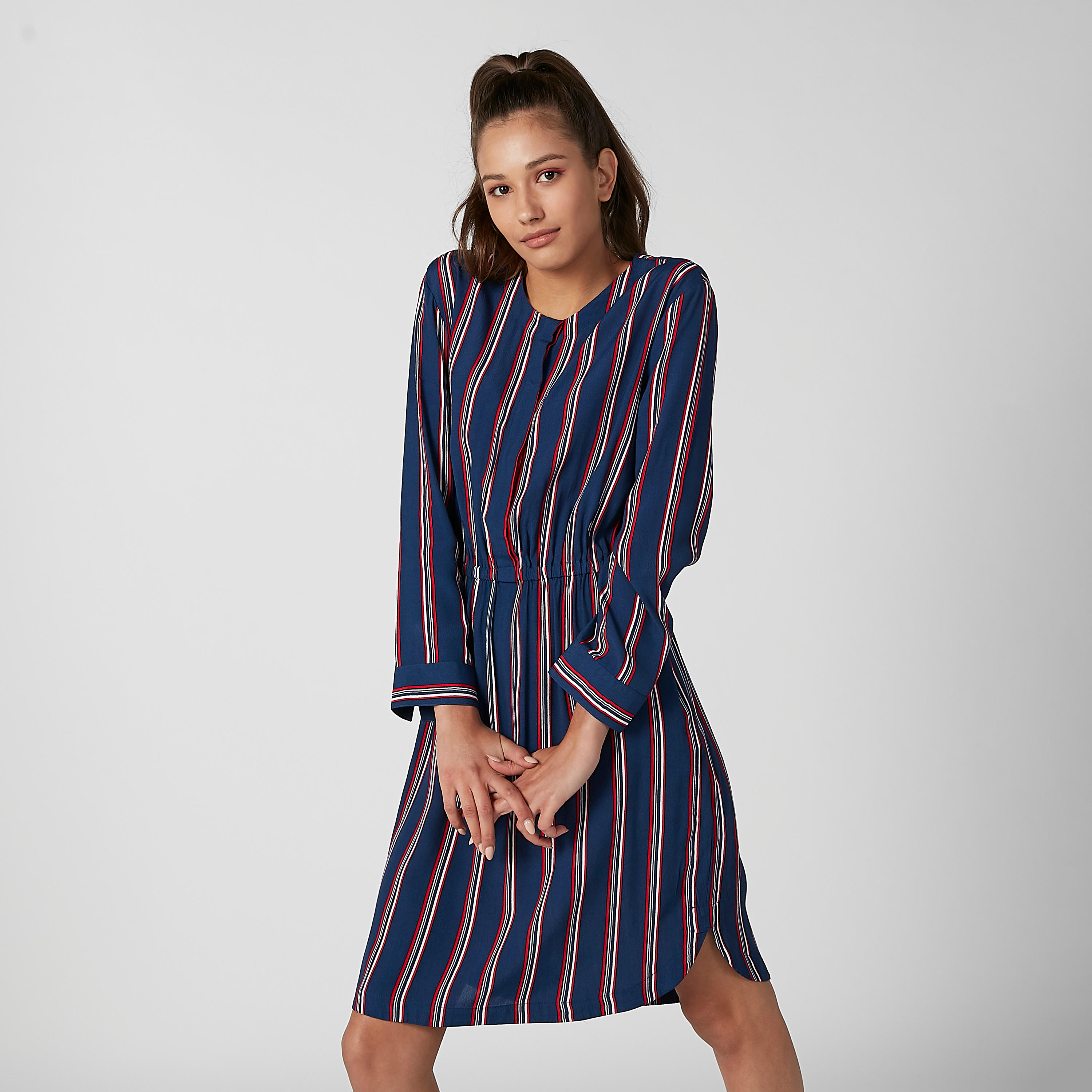 تونيك مقلّم بياقة مستديرة وأكمام طويلة-women-clothing-shirtsandblouses-blouses-image-4