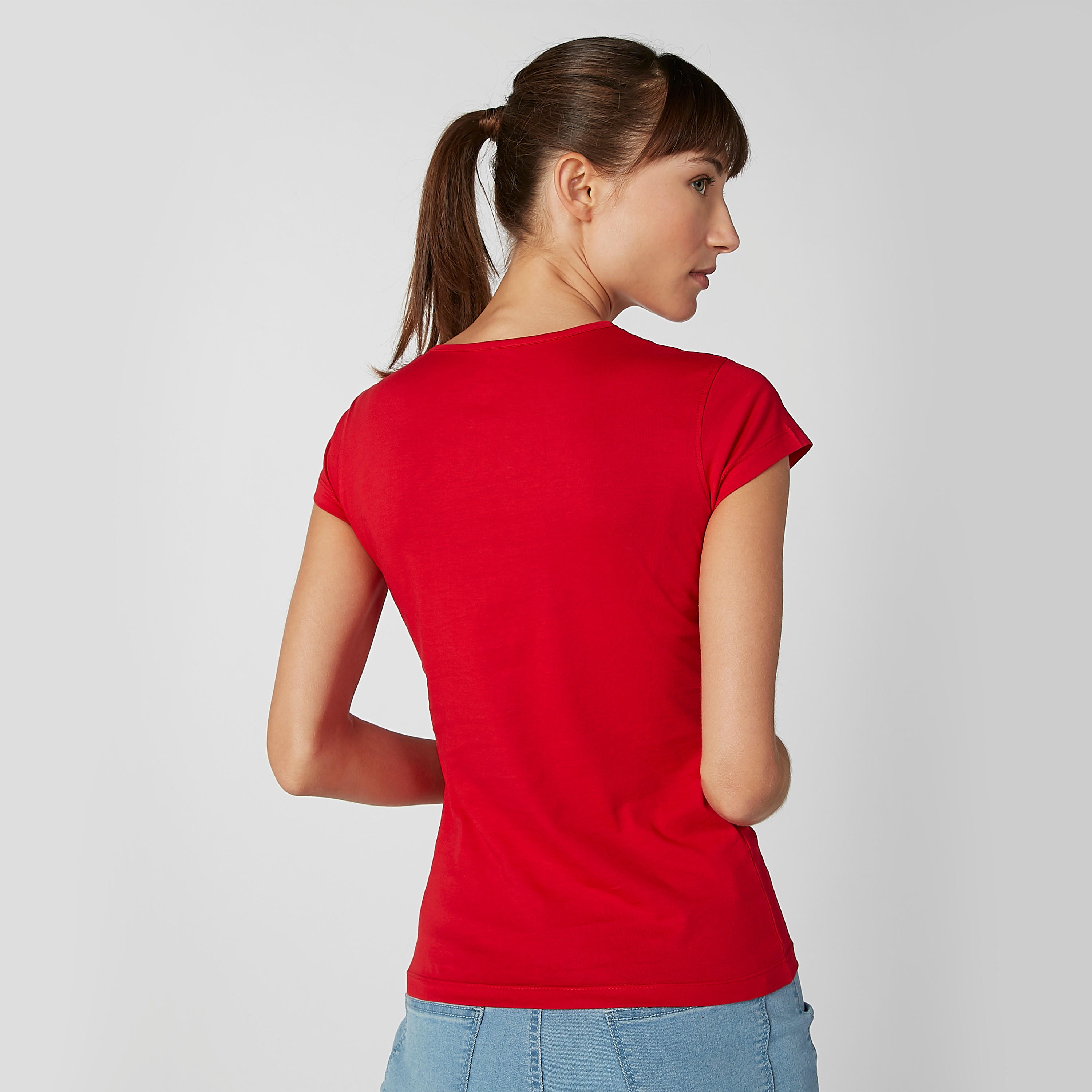تيشيرت مستدام سليم بياقة مستديرة وأكمام كاب وطبعات-women-clothing-tshirts-image-4