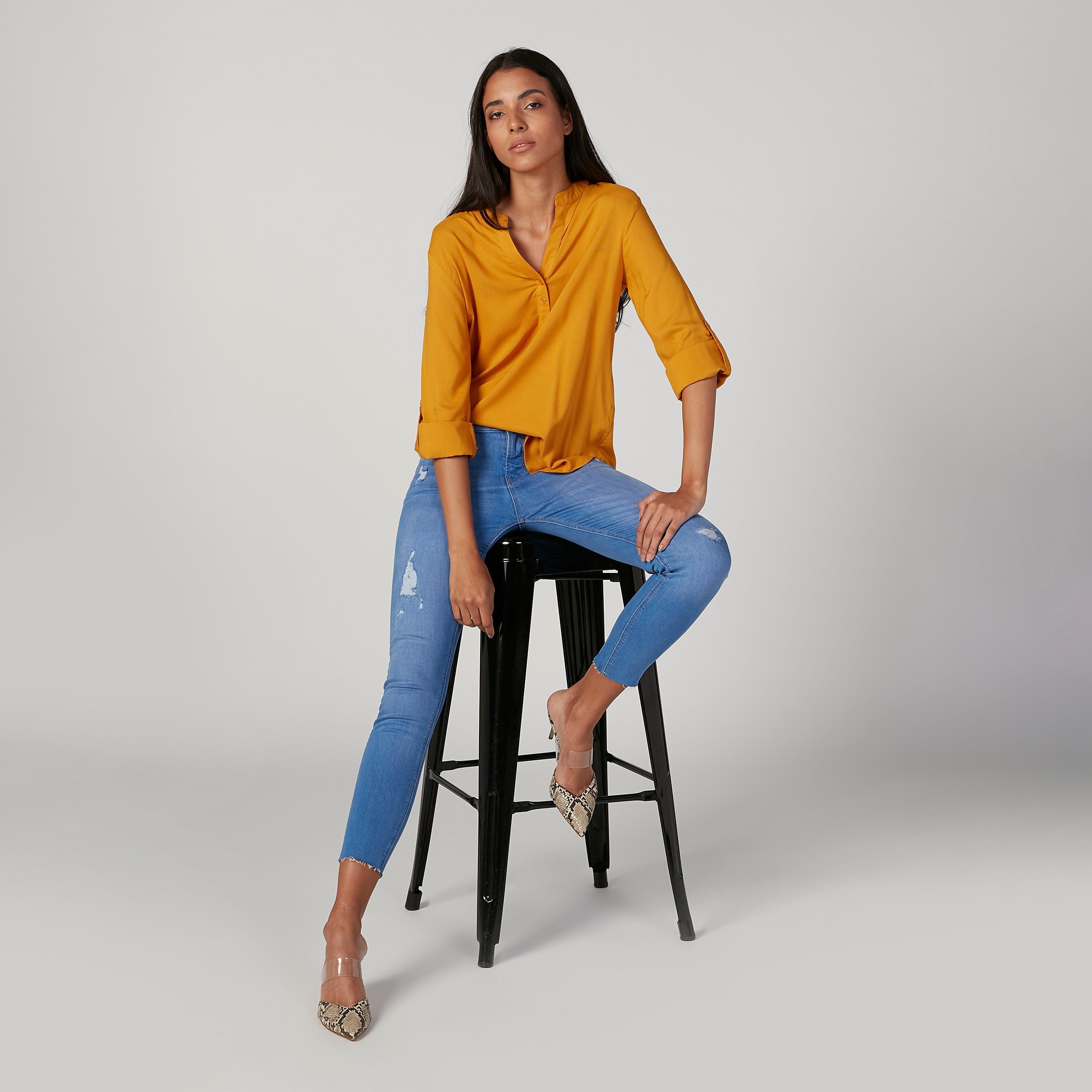 تيشيرت مستدام سليم بياقة مستديرة وأكمام كاب وطبعات -women-clothing-tshirts-image-4