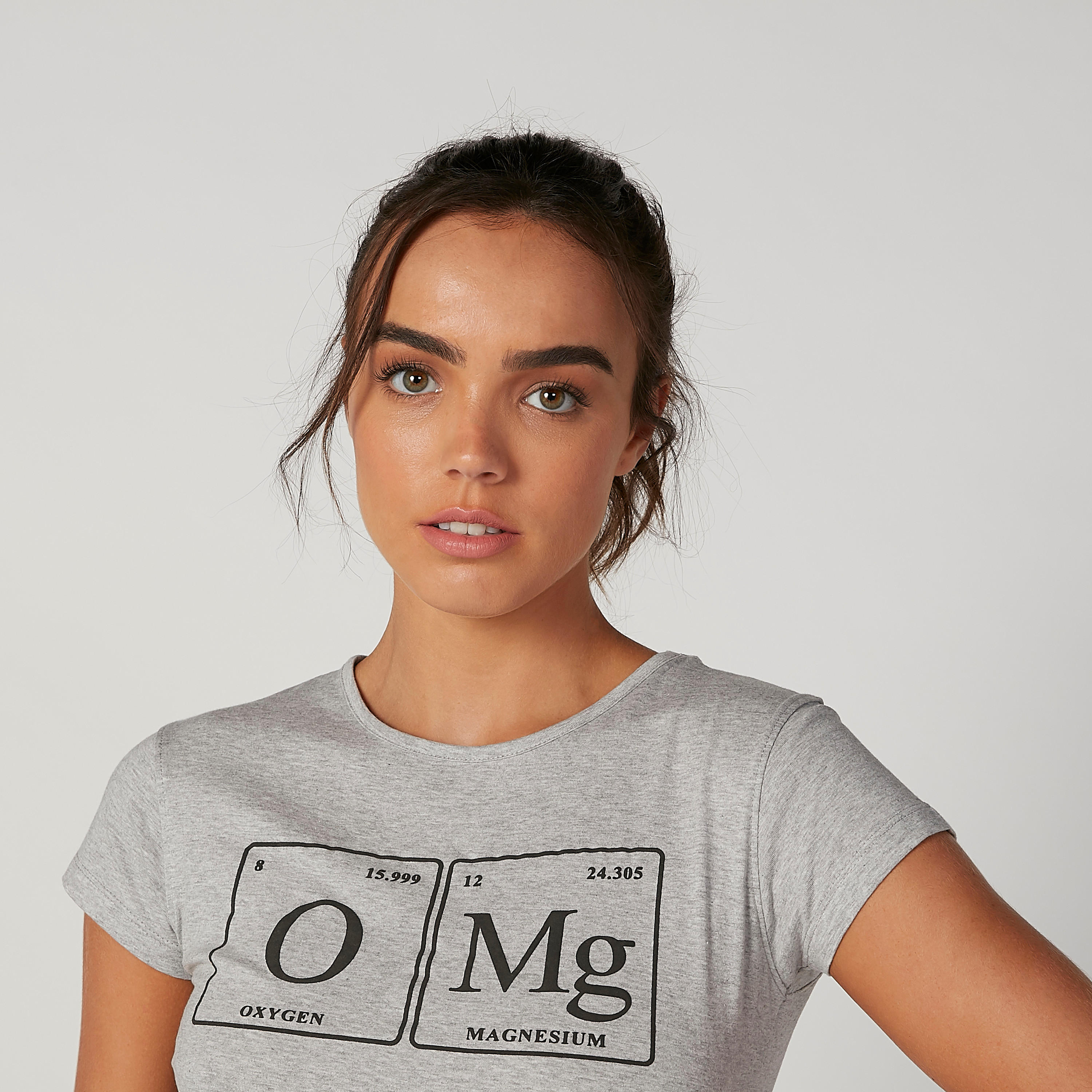 تيشيرت مستدام سليم بياقة مستديرة وأكمام كاب وطبعات -women-clothing-tshirts-image-4