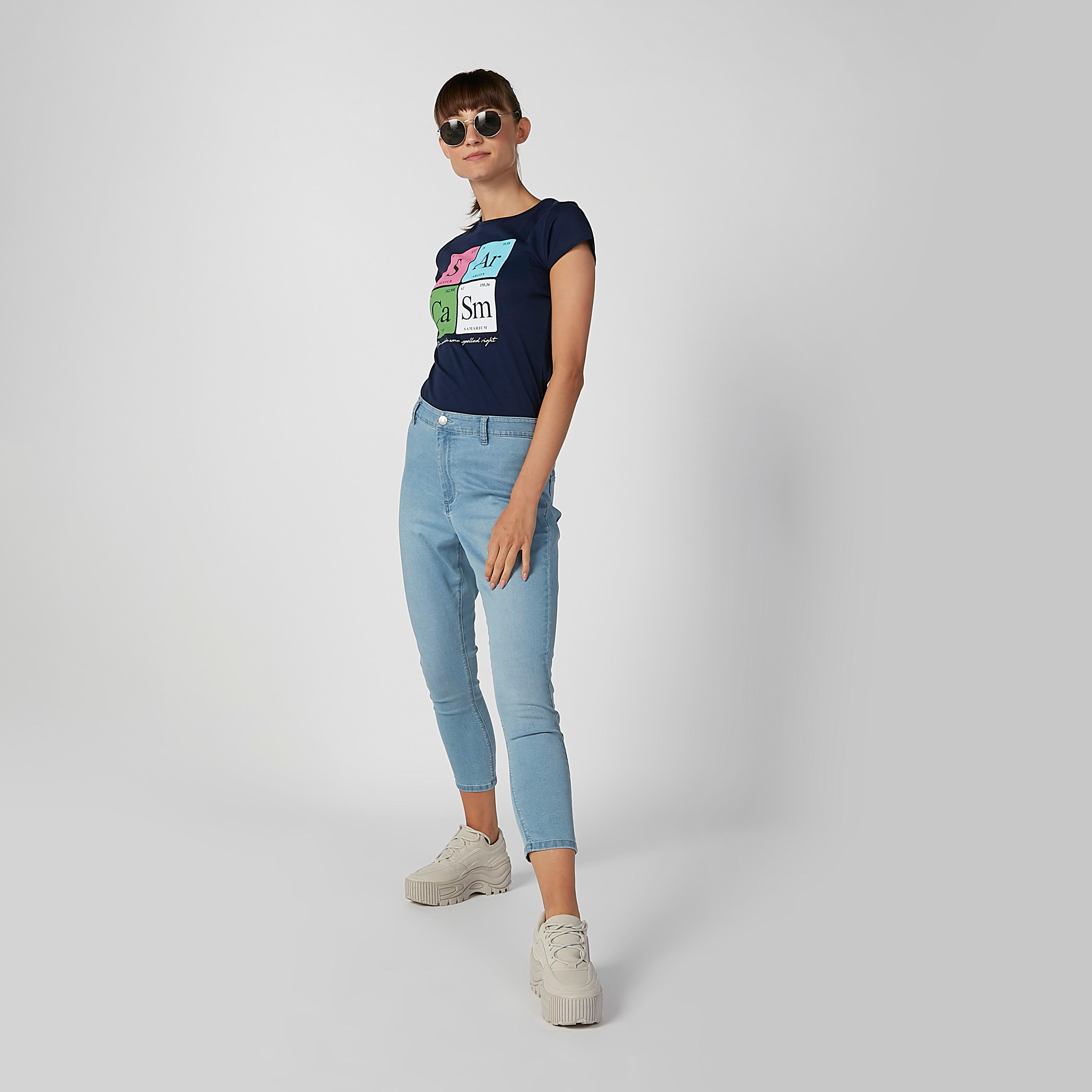 تيشيرت مستدام سليم بياقة مستديرة وأكمام كاب وطبعات -women-clothing-tshirts-image-5