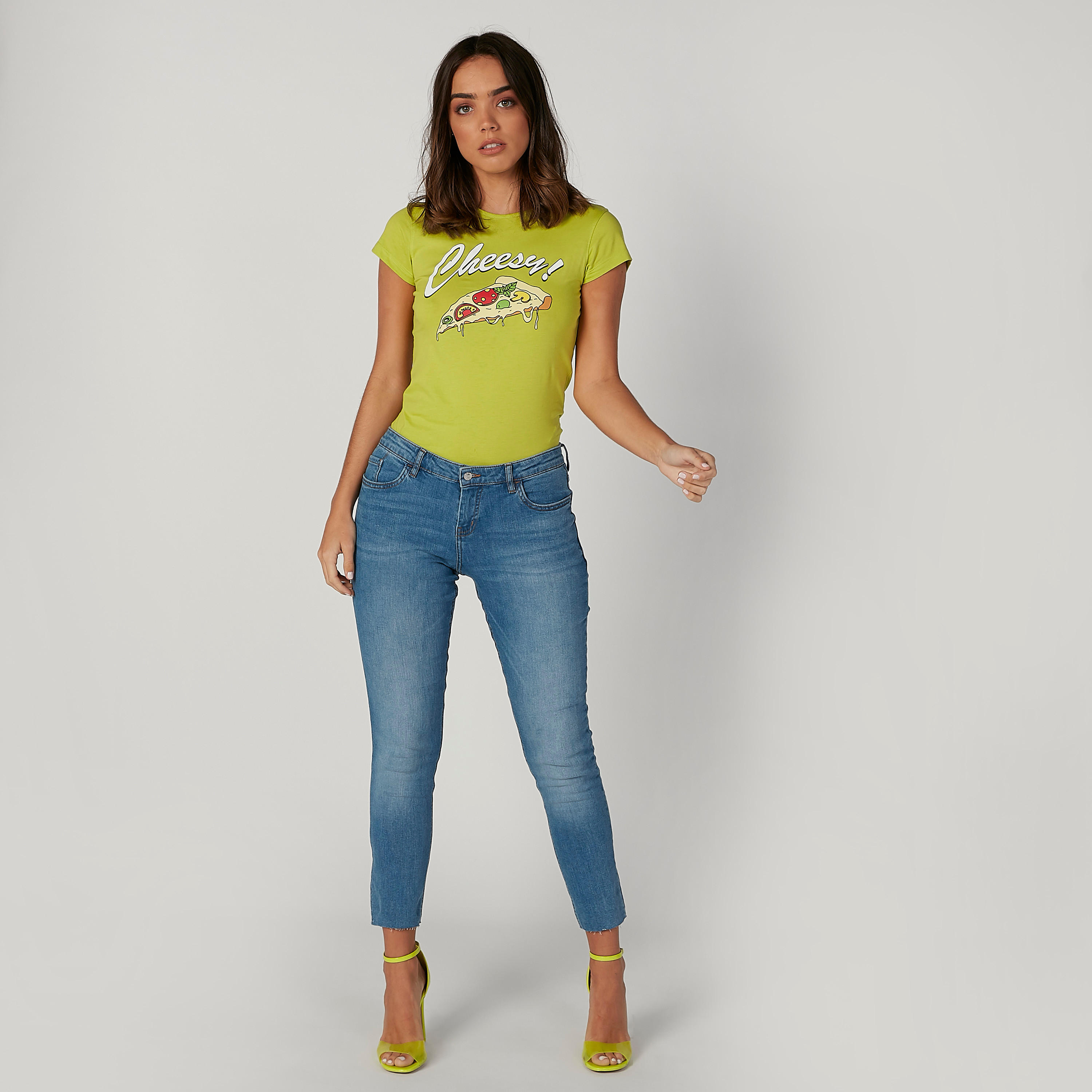 تيشيرت مستدام سليم بأكمام كاب وطبعات-women-clothing-tshirts-image-2