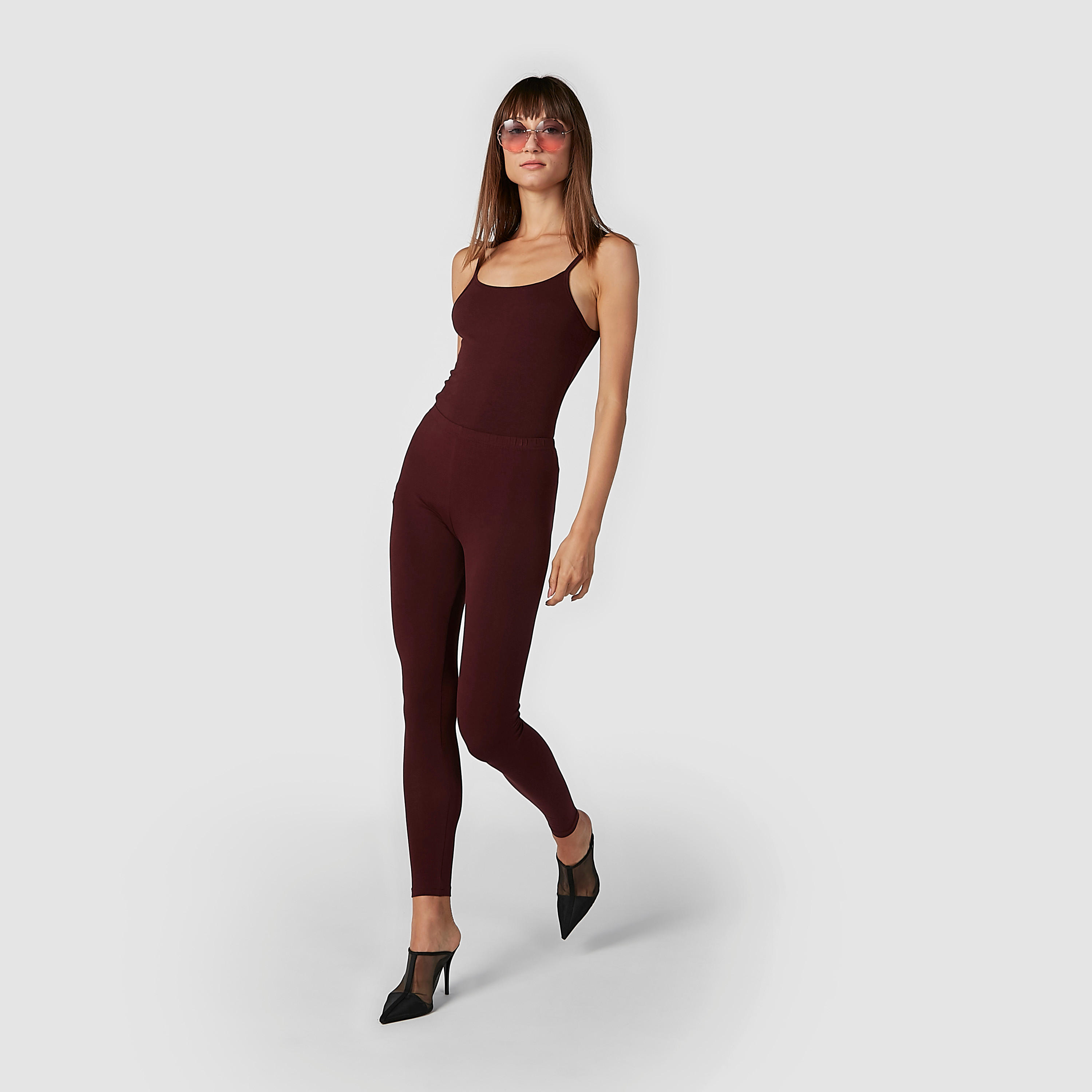 بنطلون ليقنز سادة بخصر مطاطي-women-clothing-bottoms-leggings-image-3