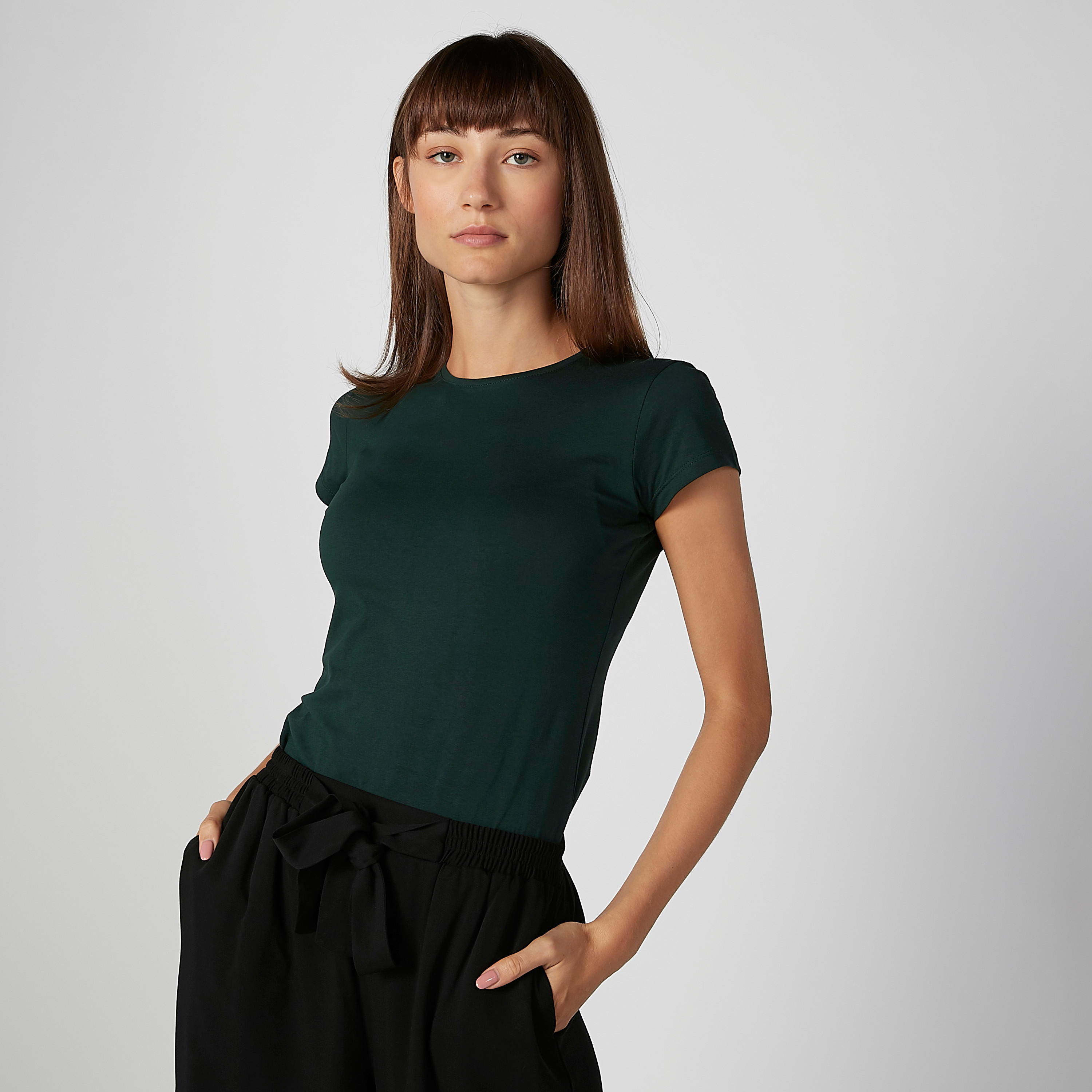 تيشيرت سادة بياقة مستديرة وأكمام كاب-women-clothing-tshirts-image-5