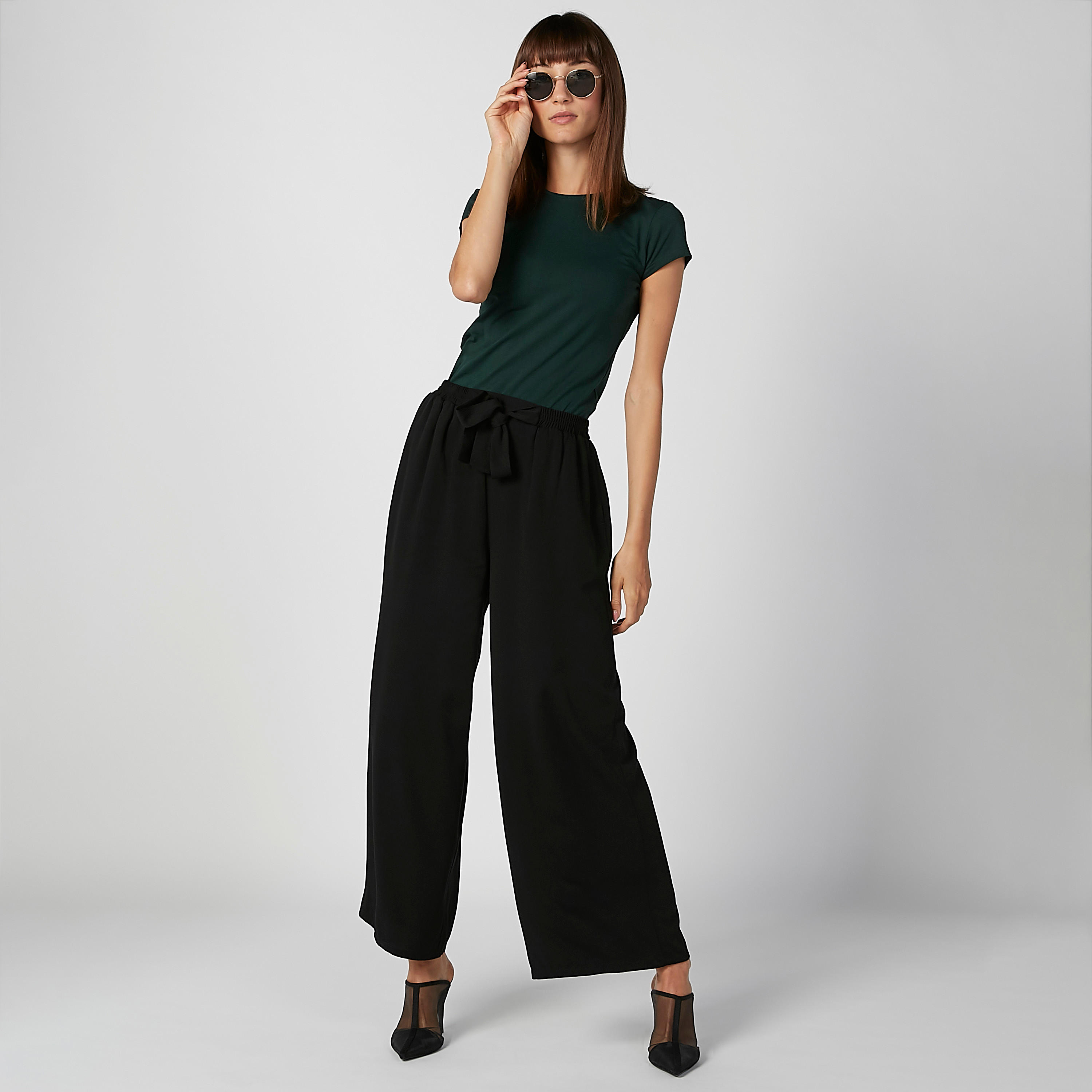 تيشيرت سادة بياقة مستديرة وأكمام كاب-women-clothing-tshirts-image-2