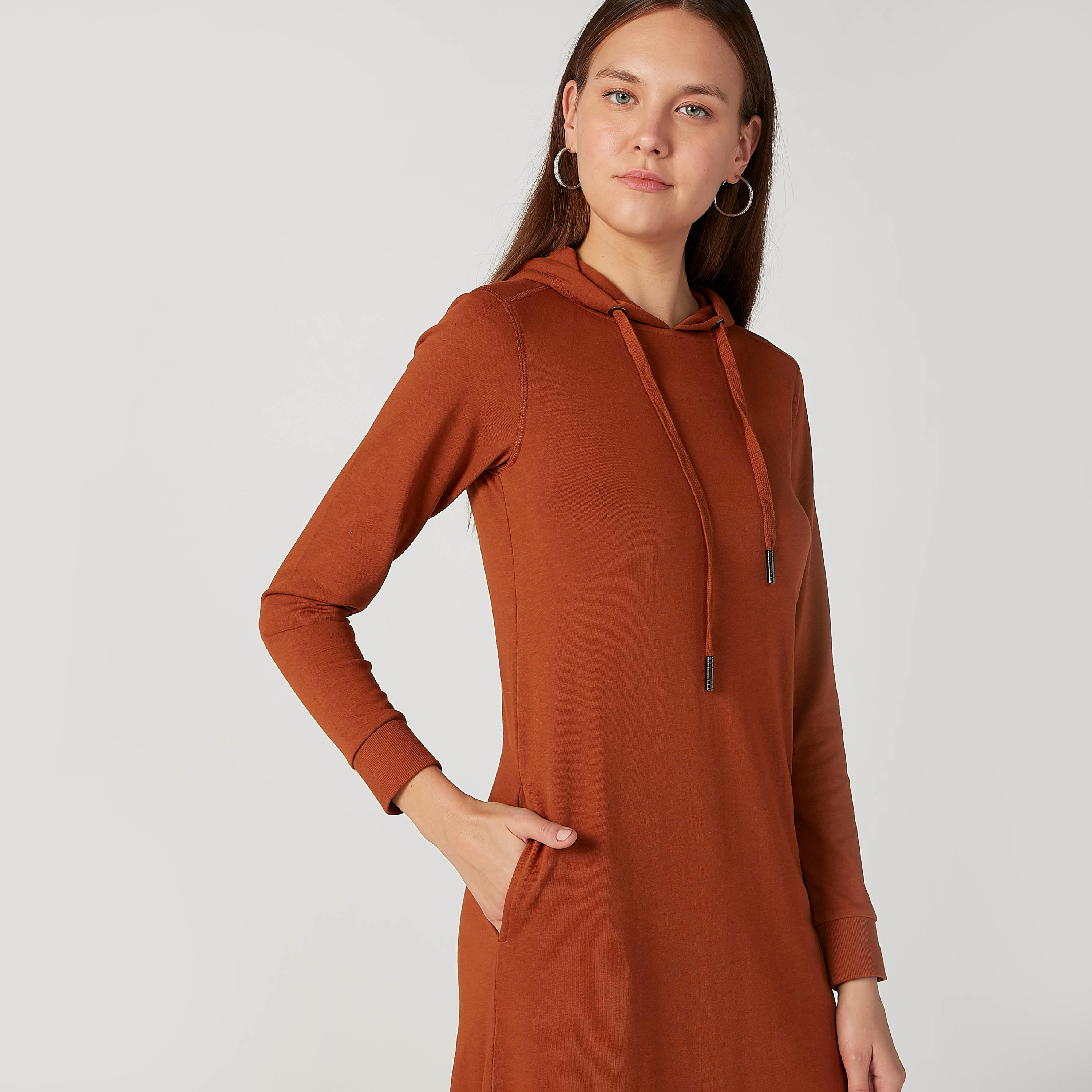 فستان مستدام قميص سادة متوسط الطول سادة بقبعة وجيوب-women-clothing-dresses-image-3