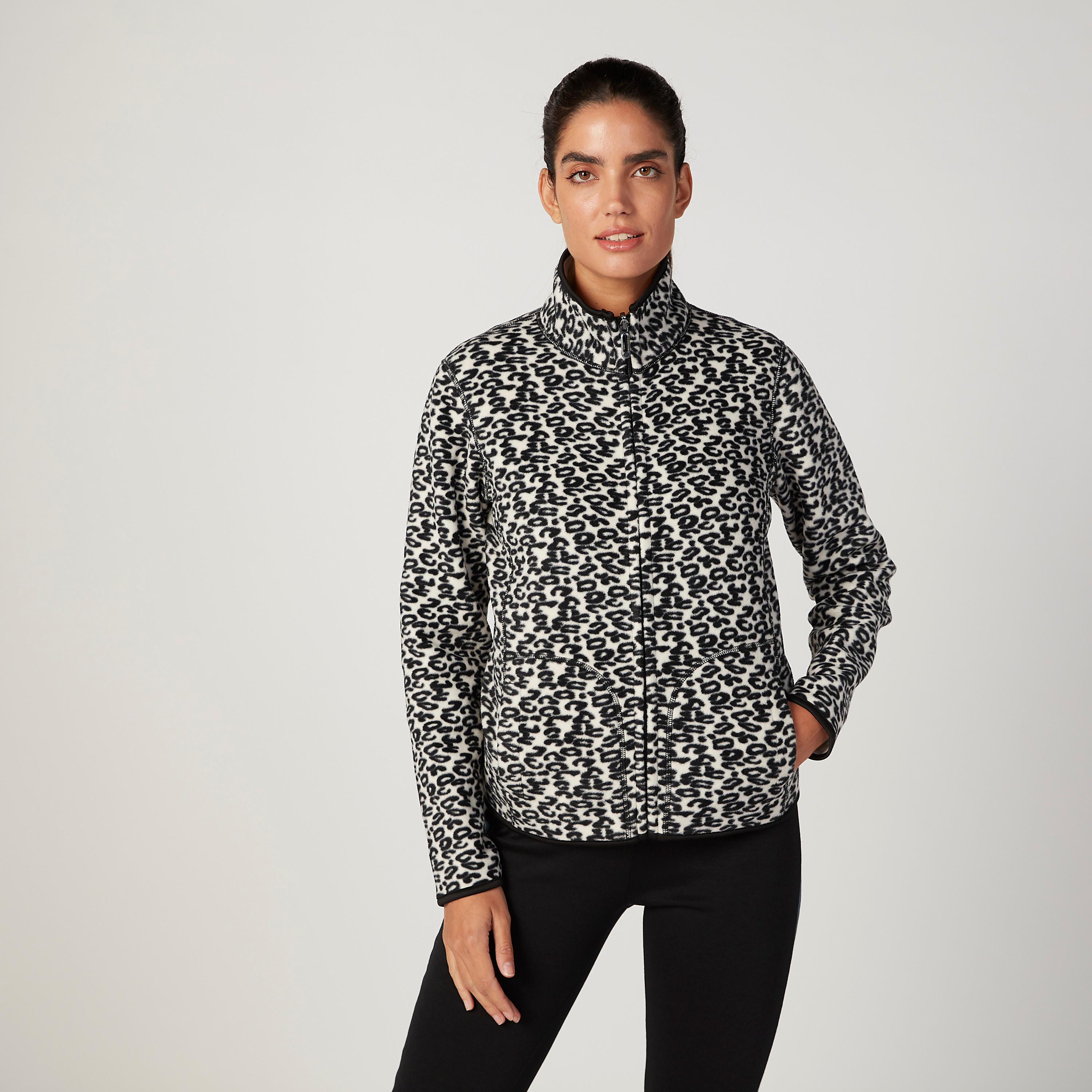 جاكيت بأكمام طويلة وجيوب وطبعات حيوانات-women-winterwear-coatsandjackets-jackets-image-1