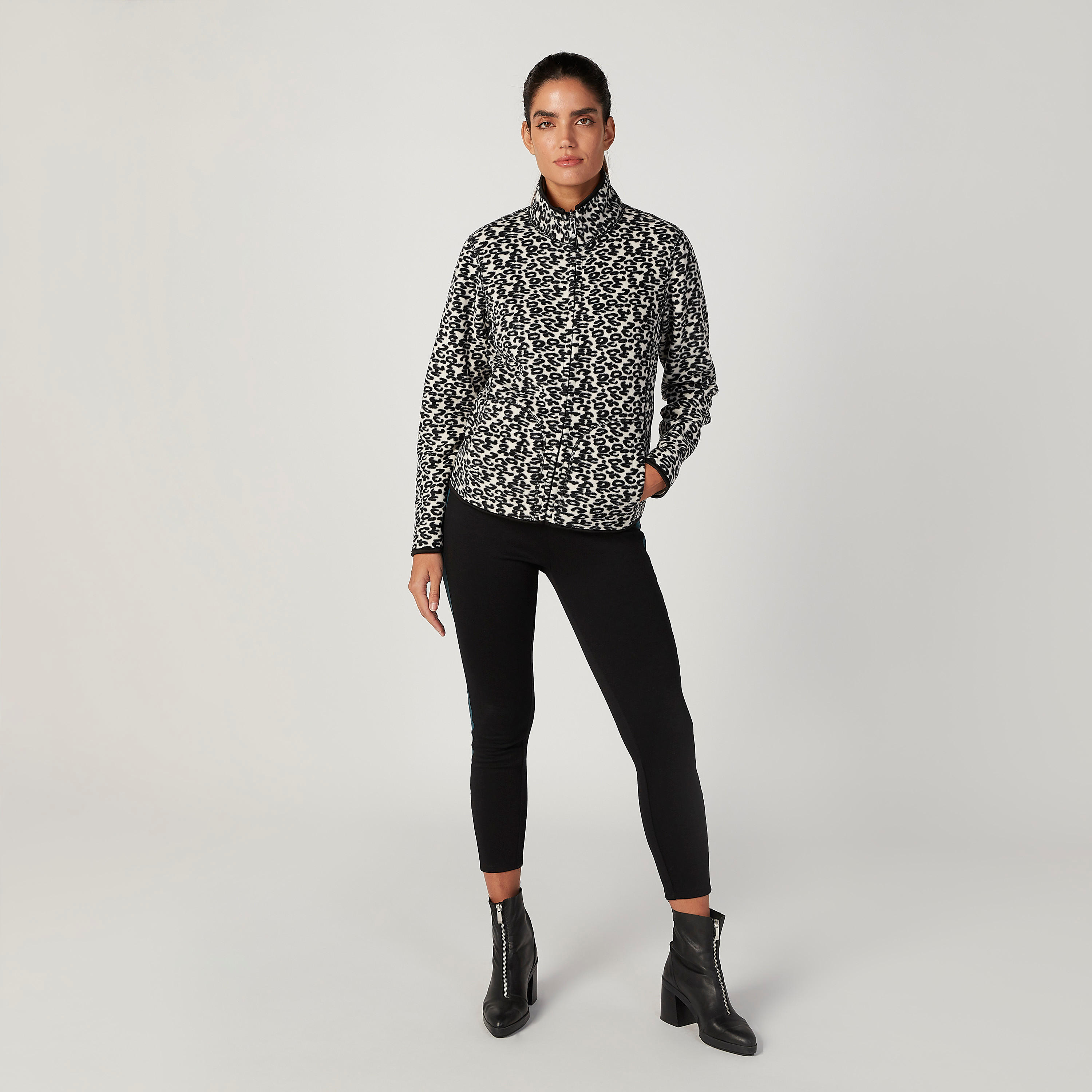 جاكيت بأكمام طويلة وجيوب وطبعات حيوانات-women-winterwear-coatsandjackets-jackets-image-2