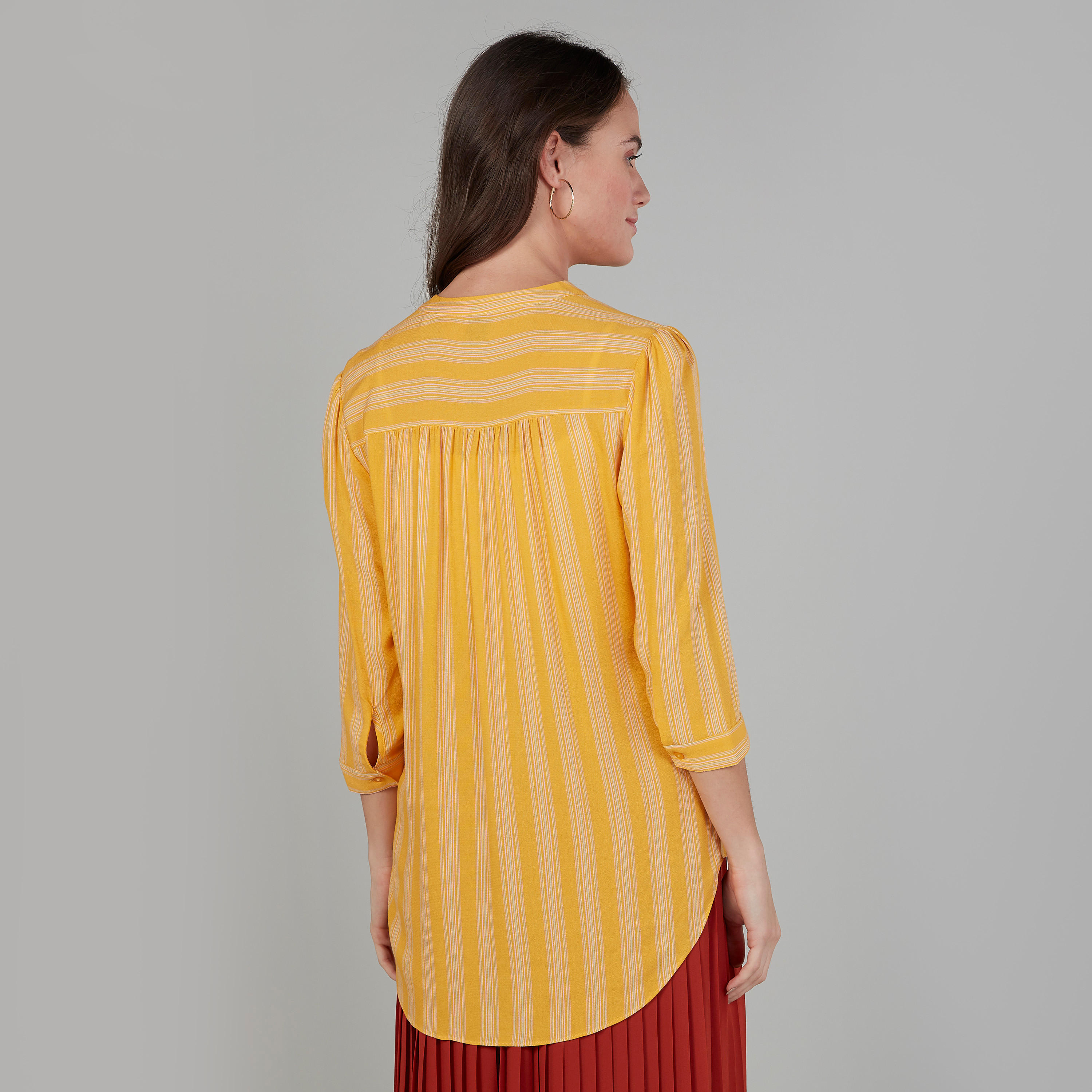 بلوزة مقلّمة بياقة ماندارين وأكمام 3/4-women-clothing-shirtsandblouses-blouses-image-4