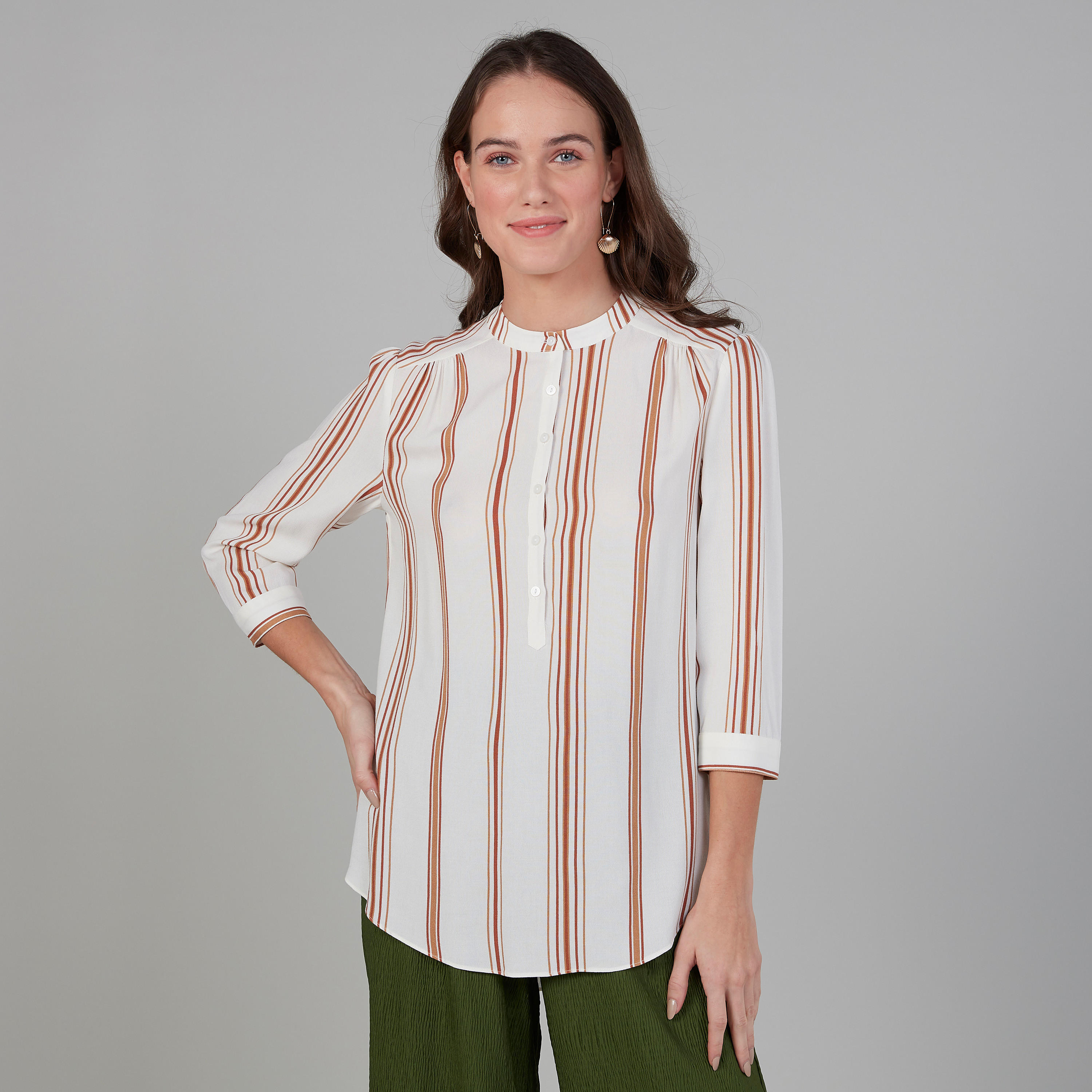 قميص مقلّم بياقة ماندارين وأكمام 3/4-women-clothing-shirtsandblouses-shirts-image-1