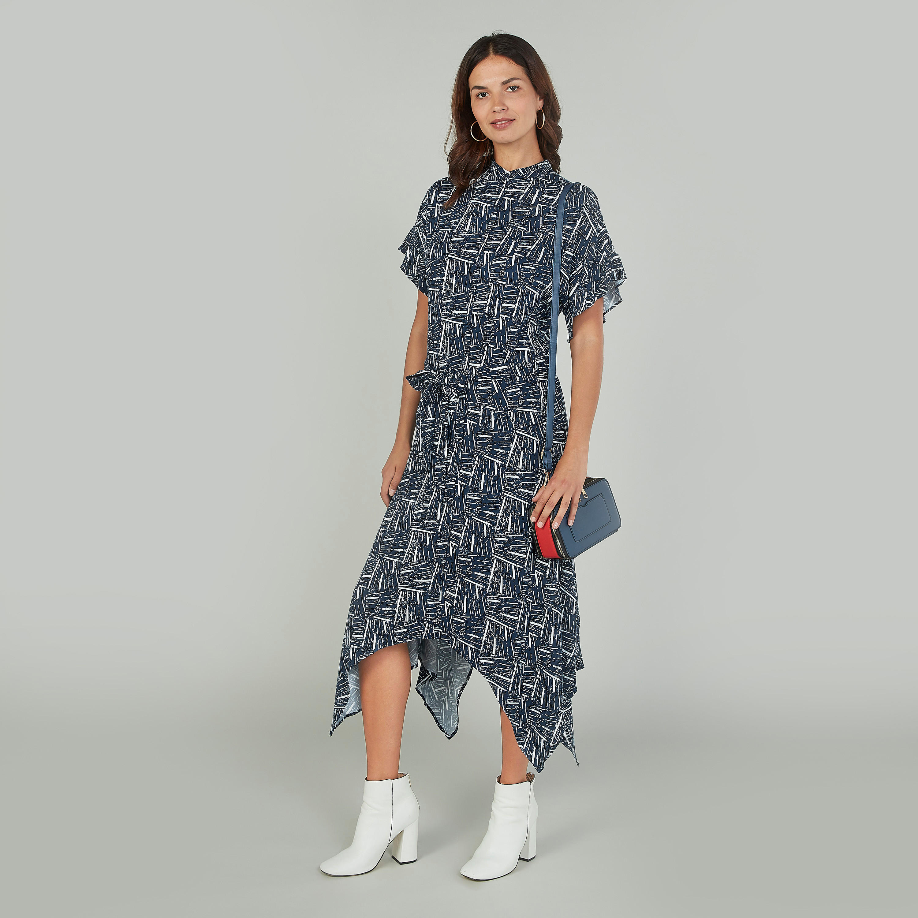 فستان مستدام متوسط الطول بأكمام قصيرة وأربطة وطبعات -women-clothing-dresses-image-2