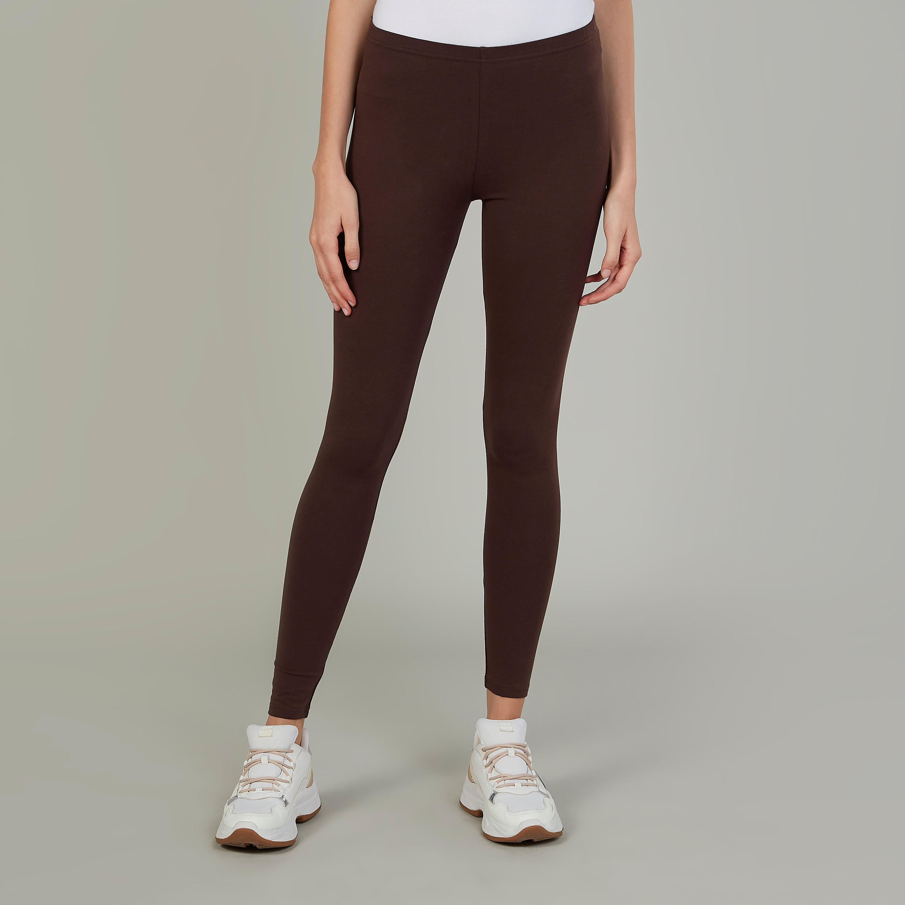 بنطلون ليقنز سادة بخصر مطّاطي-women-clothing-bottoms-leggings-image-1
