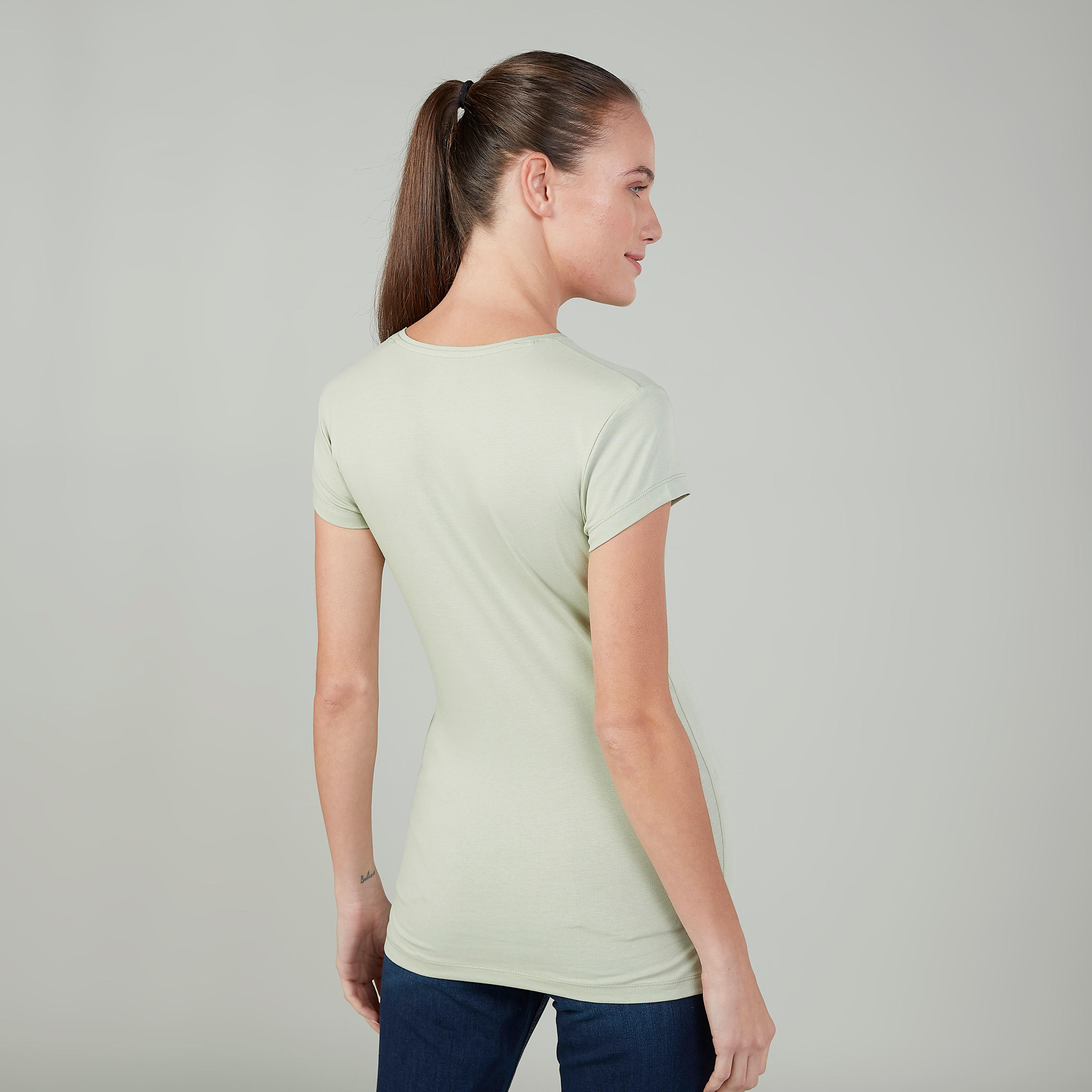 تيشيرت سادة بياقة مستديرة وأكمام كاب-women-clothing-tshirts-image-3