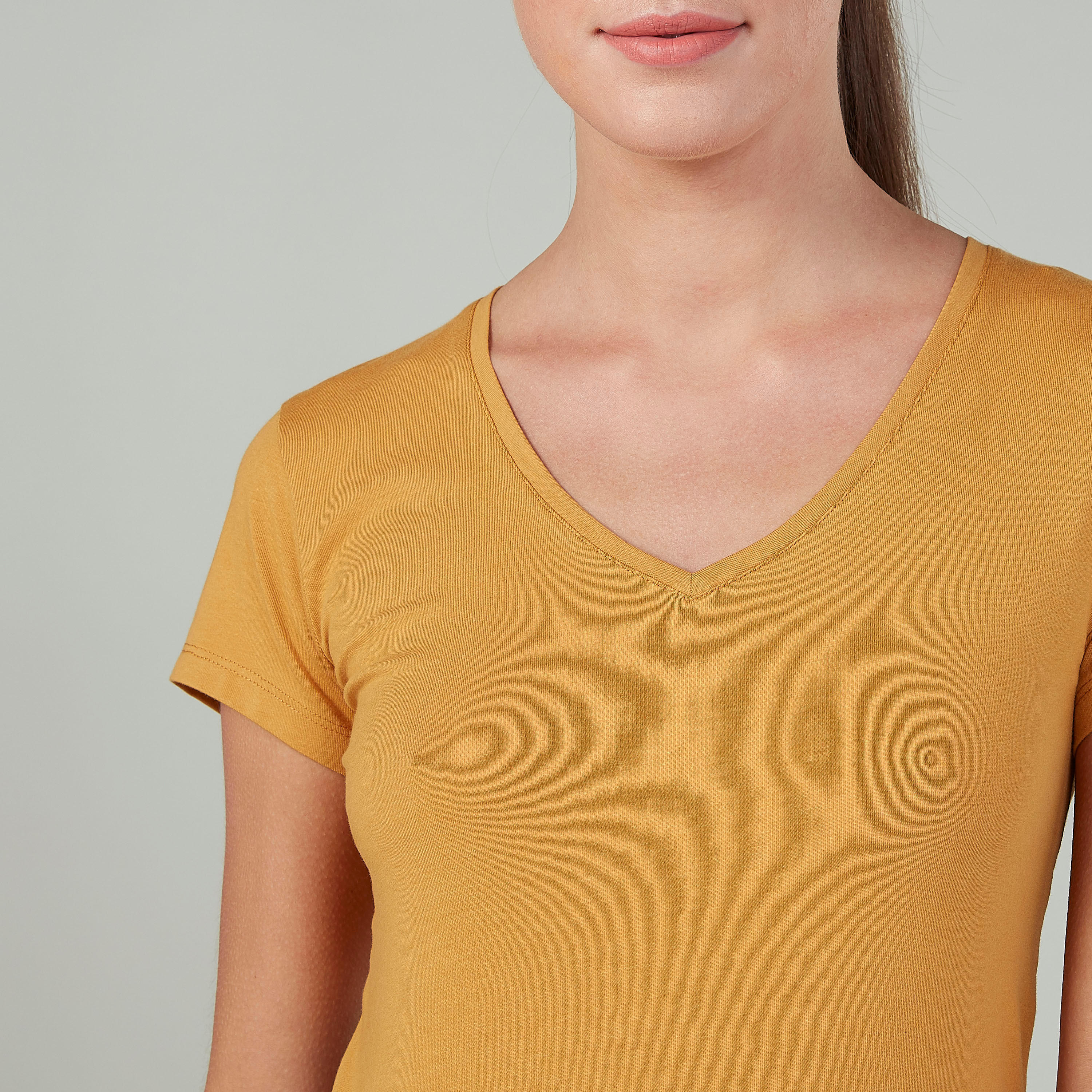Plain T-shirt with V-neck and Short Sleeves-women-clothing-tshirts-image-3