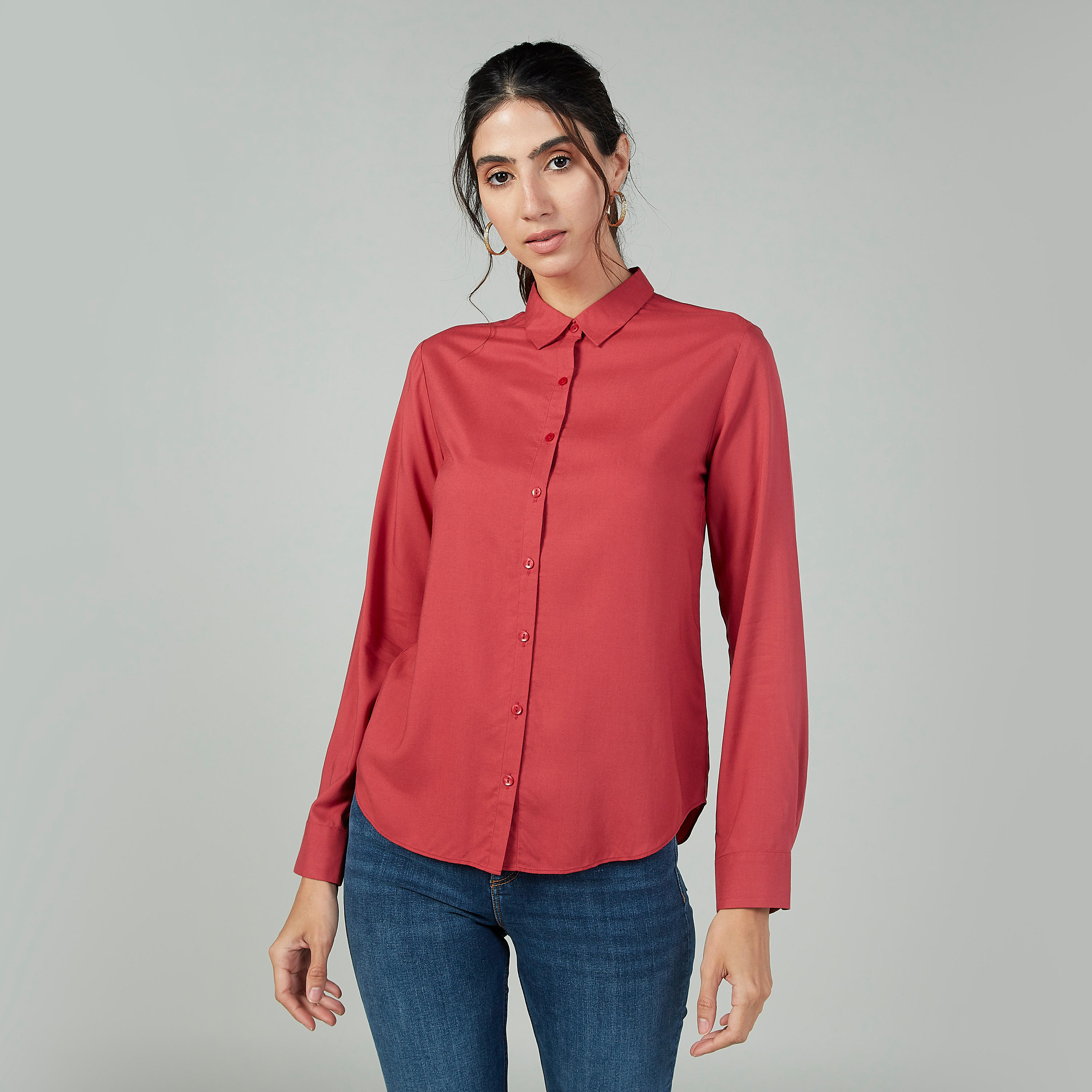 قميص سادة بياقة عاديّة وأكمام طويلة-women-clothing-shirtsandblouses-shirts-image-4