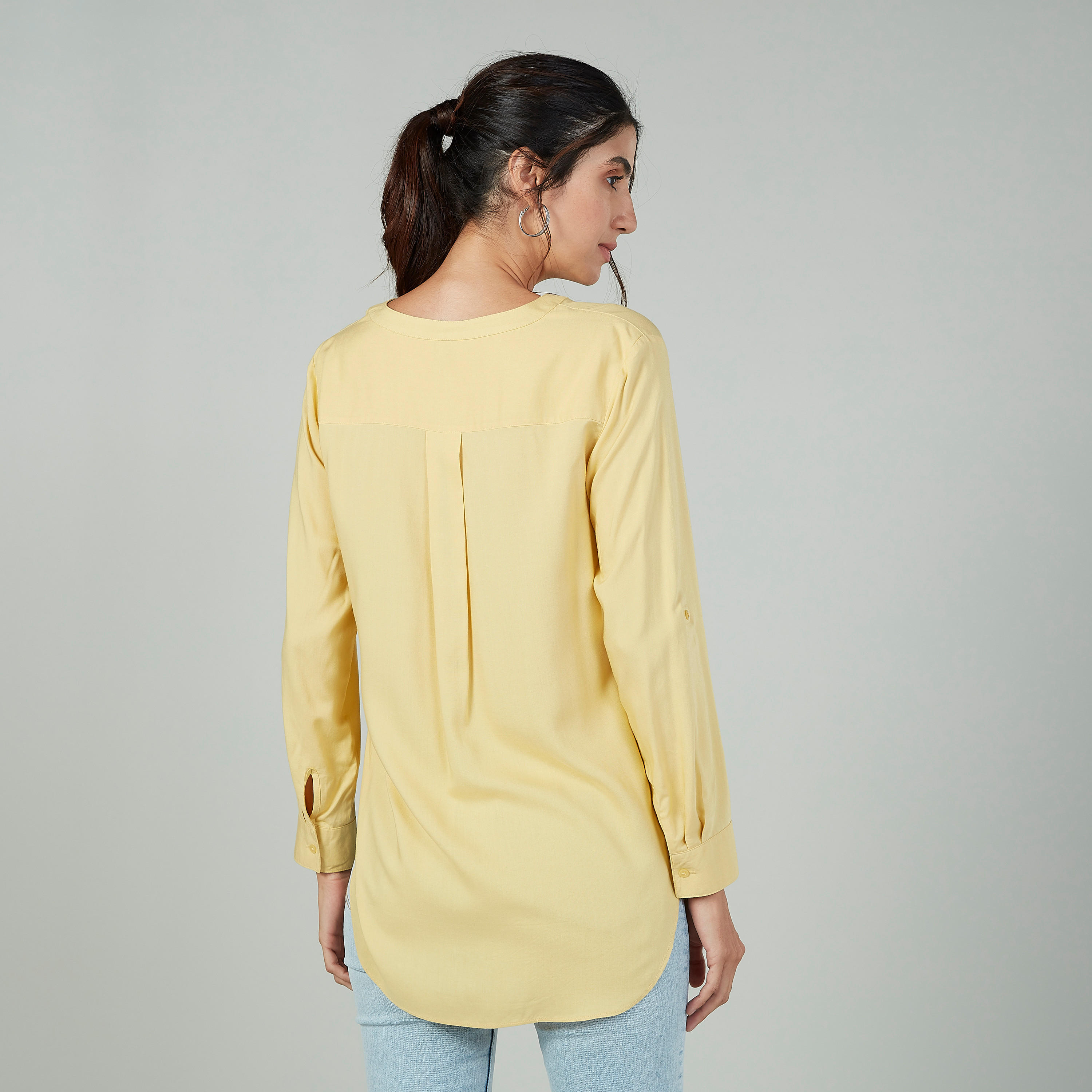 بلوزة سادة بياقة ماندارين وأكمام طويلة-women-clothing-shirtsandblouses-blouses-image-4
