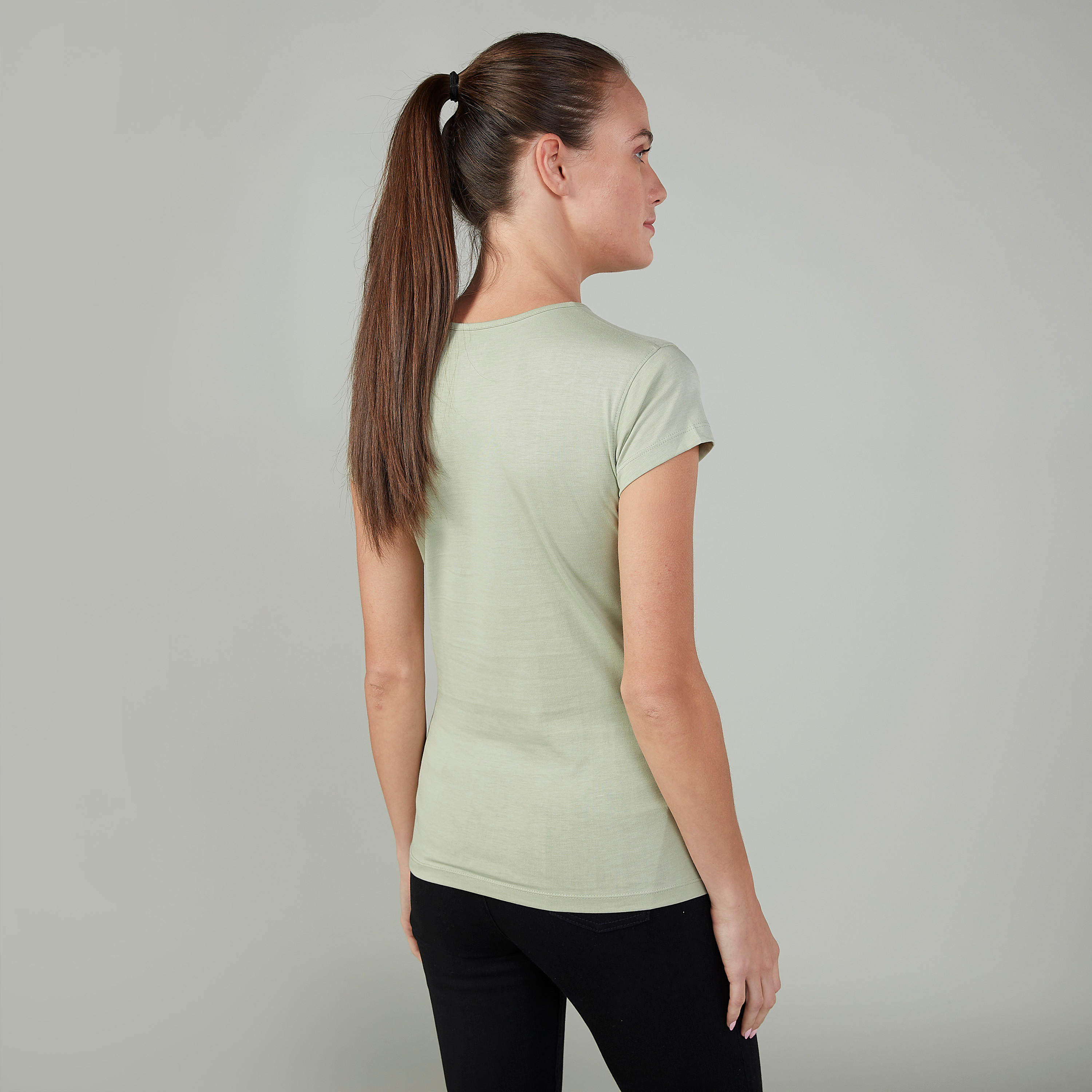 تيشيرت سليم بياقة مستديرة وأكمام كاب وطبعات-women-clothing-tshirts-image-4