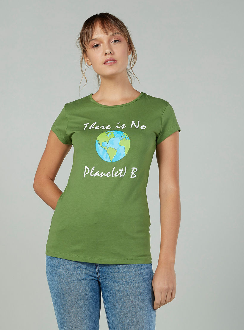 تيشيرت سليم بياقة مستديرة وأكمام كاب وطبعات-women-clothing-tshirts-image-5