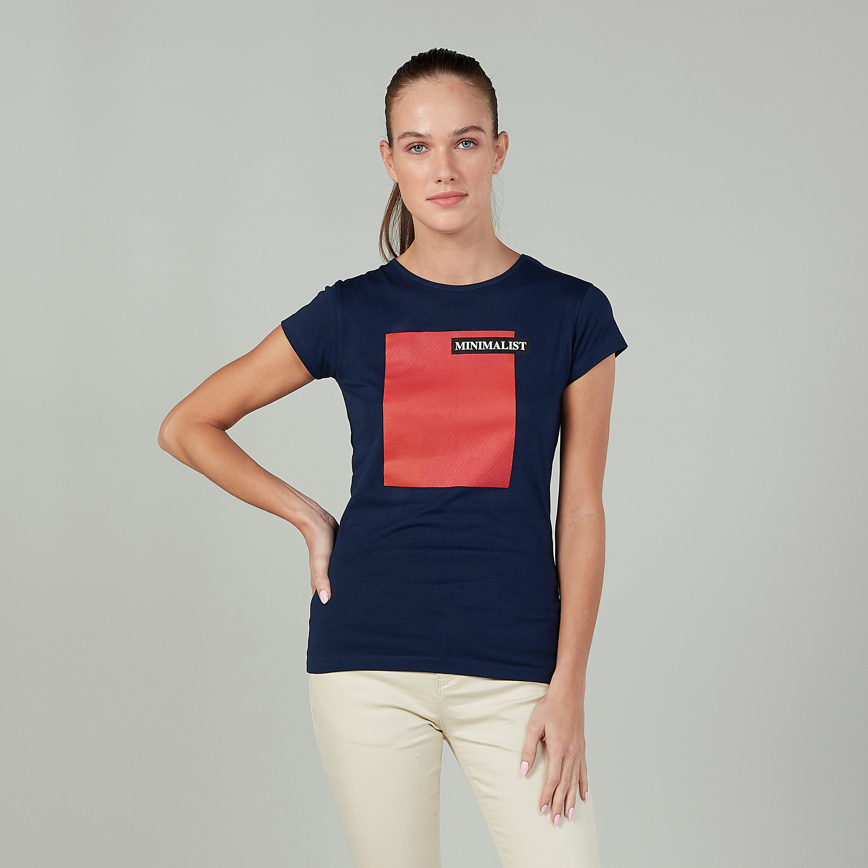 تيشيرت سليم بياقة مستديرة وأكمام كاب وطبعات-women-clothing-tshirts-image-1