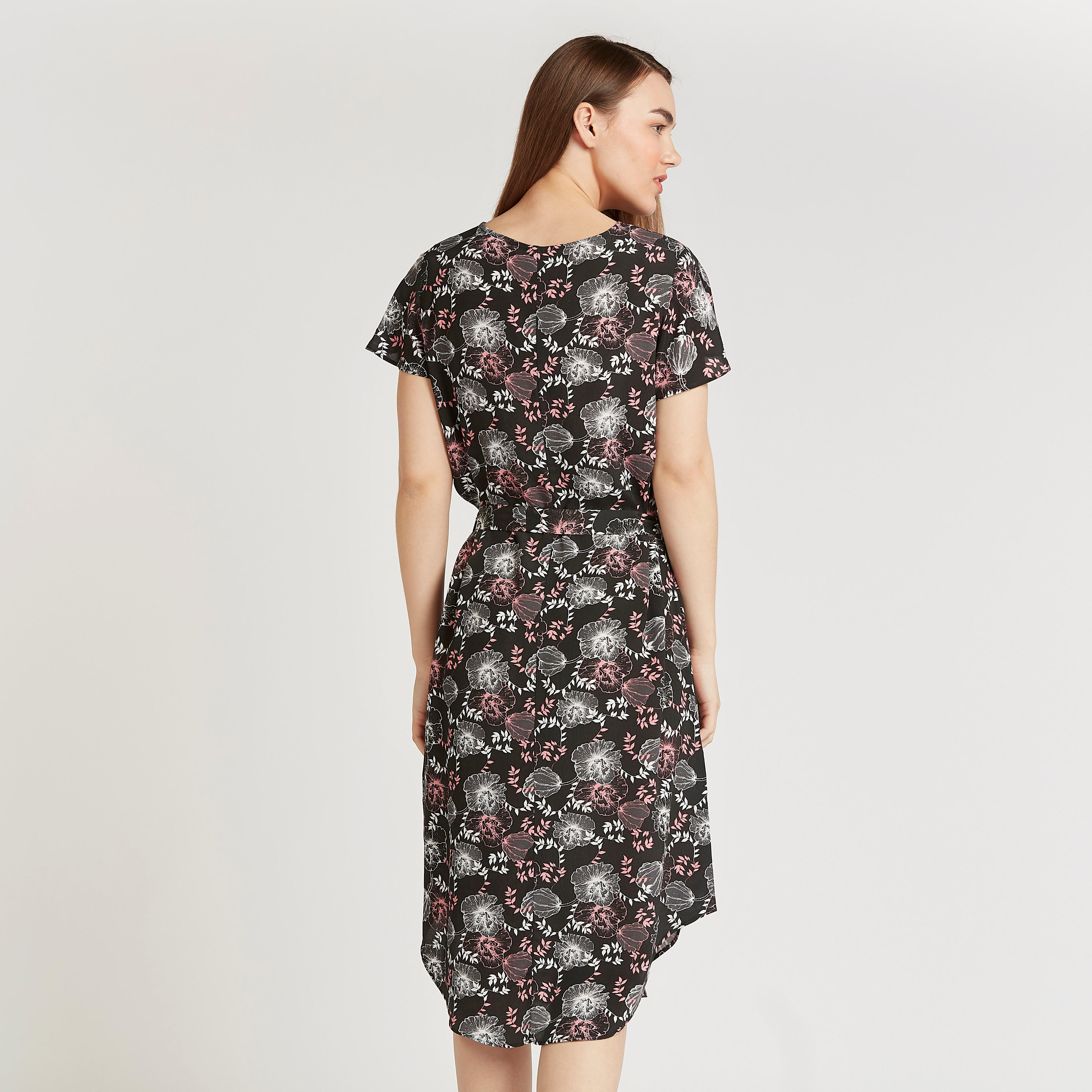 فستان إيه لاين ميدي بطبعات مع ياقة V وأربطة-women-clothing-dresses-image-4