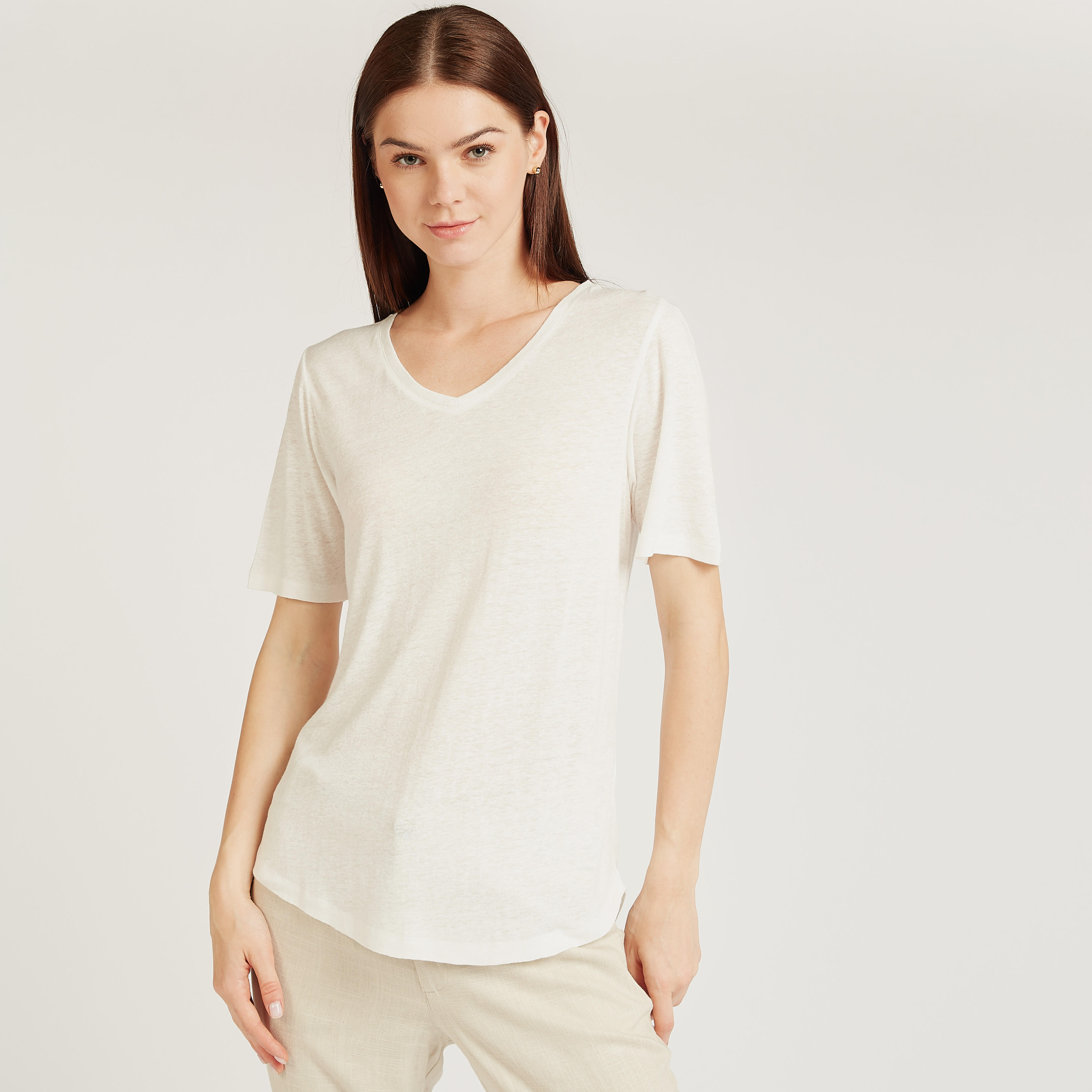 تيشيرت سليم بارز الملمس بياقة v وأكمام قصيرة-women-clothing-tshirts-image-1