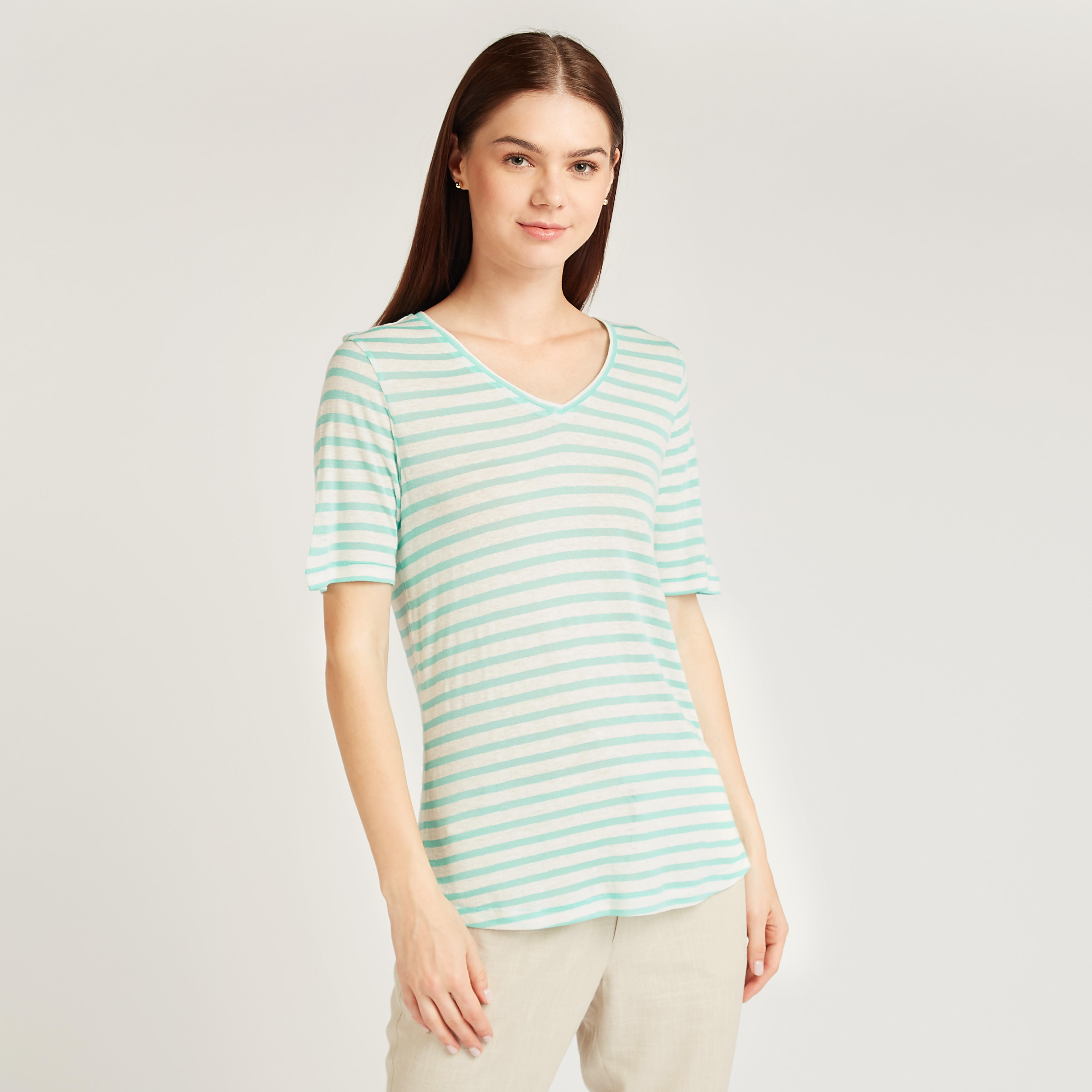 تيشيرت سليم مخطط بياقة V وأكمام قصيرة-women-clothing-tshirts-image-1