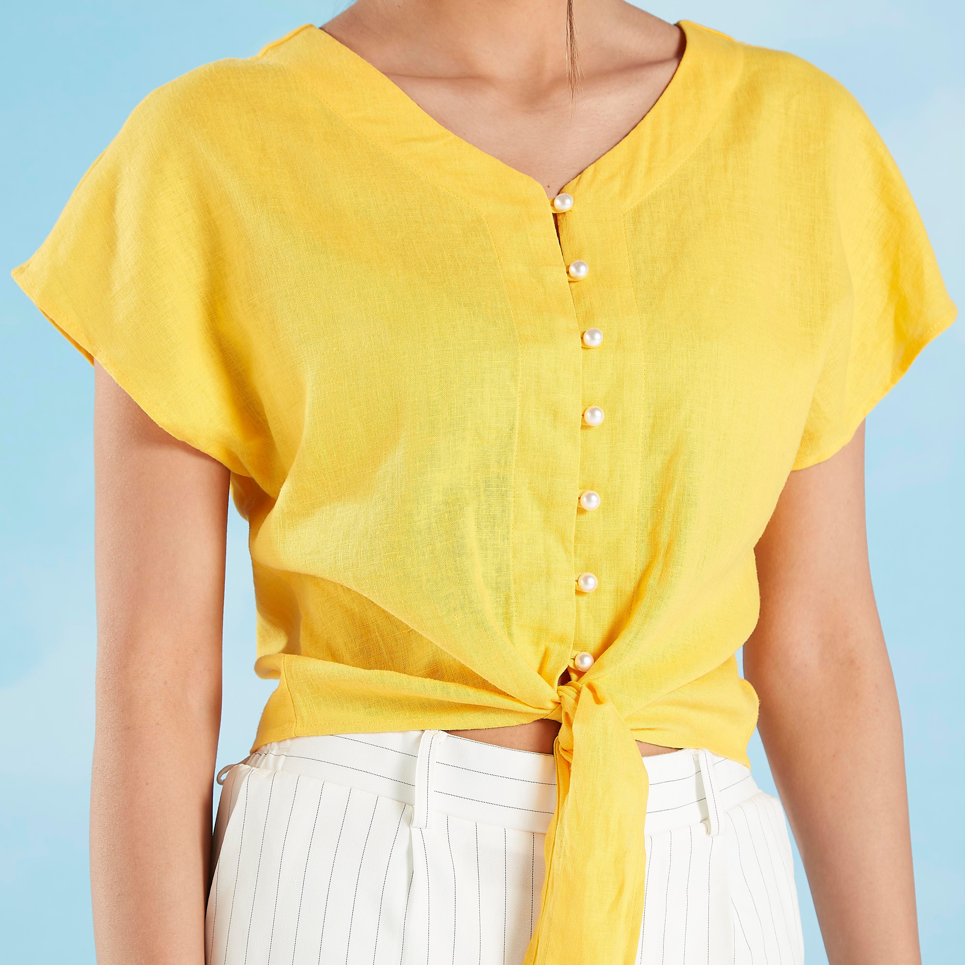 قميص سادة بقصة سليم بياقة V واكمام متمدّدة-women-clothing-shirtsandblouses-shirts-image-4
