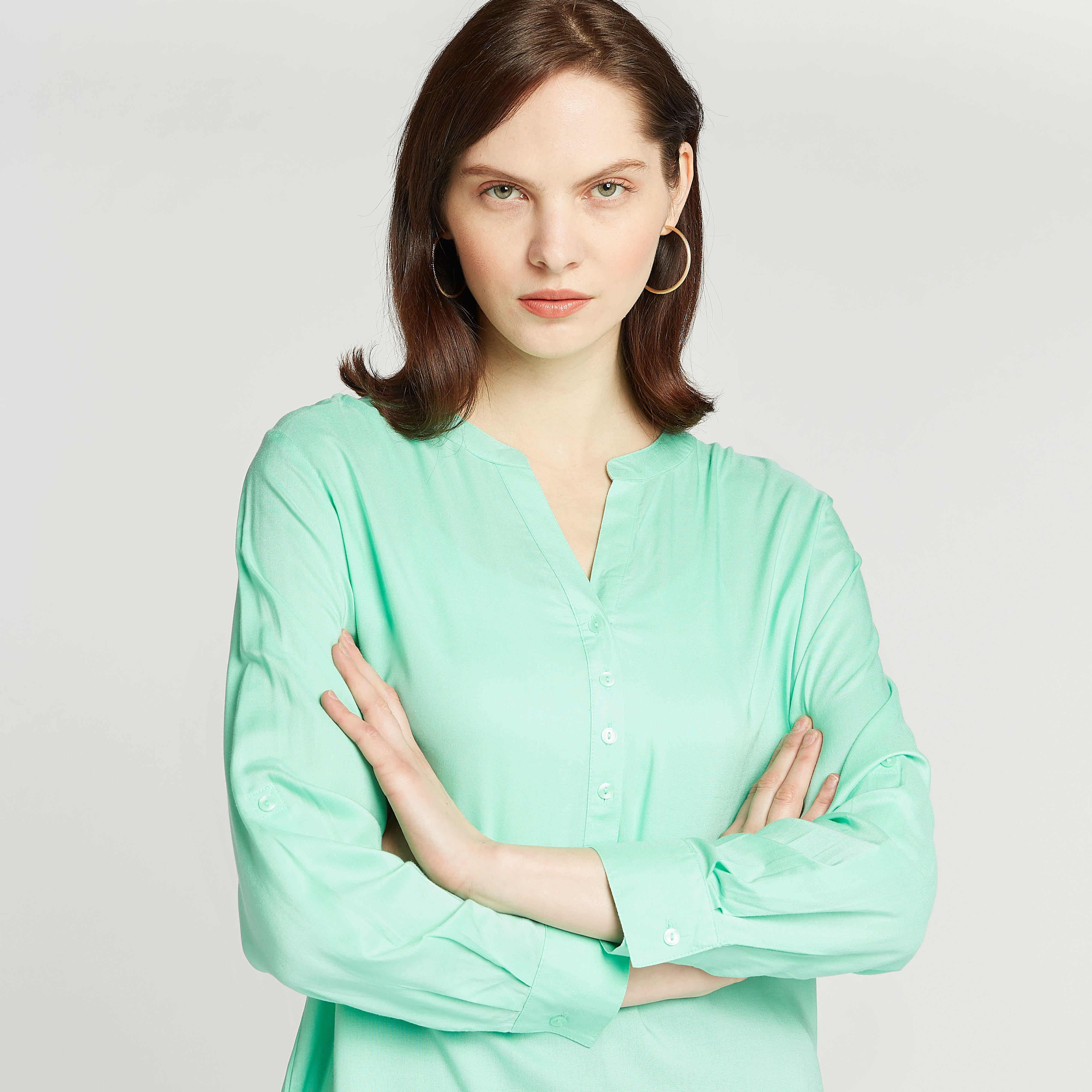 بلوزة سادة بأكمام طويلة وأطراف غير مستوية-women-clothing-shirtsandblouses-blouses-image-2