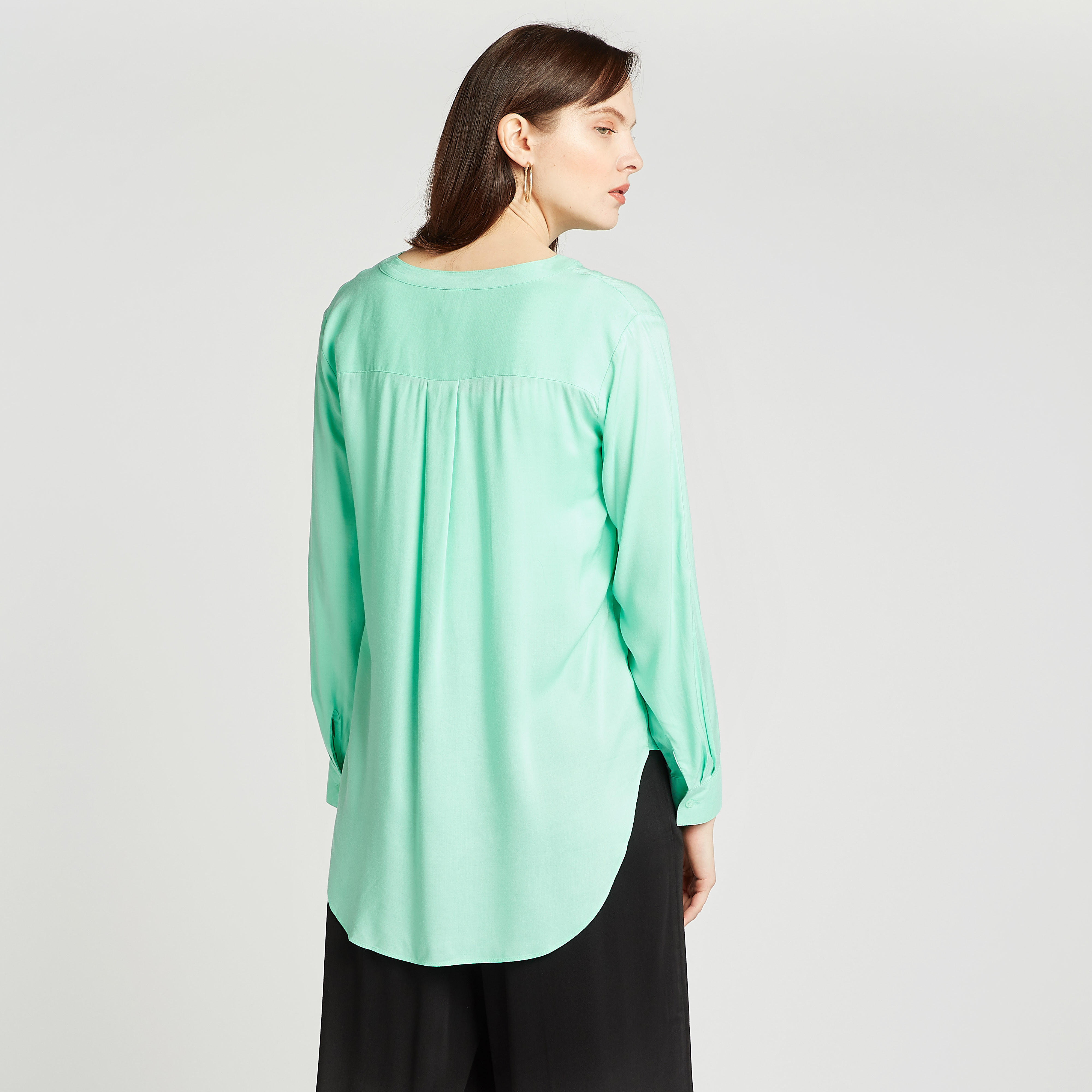 بلوزة سادة بأكمام طويلة وأطراف غير مستوية-women-clothing-shirtsandblouses-blouses-image-1