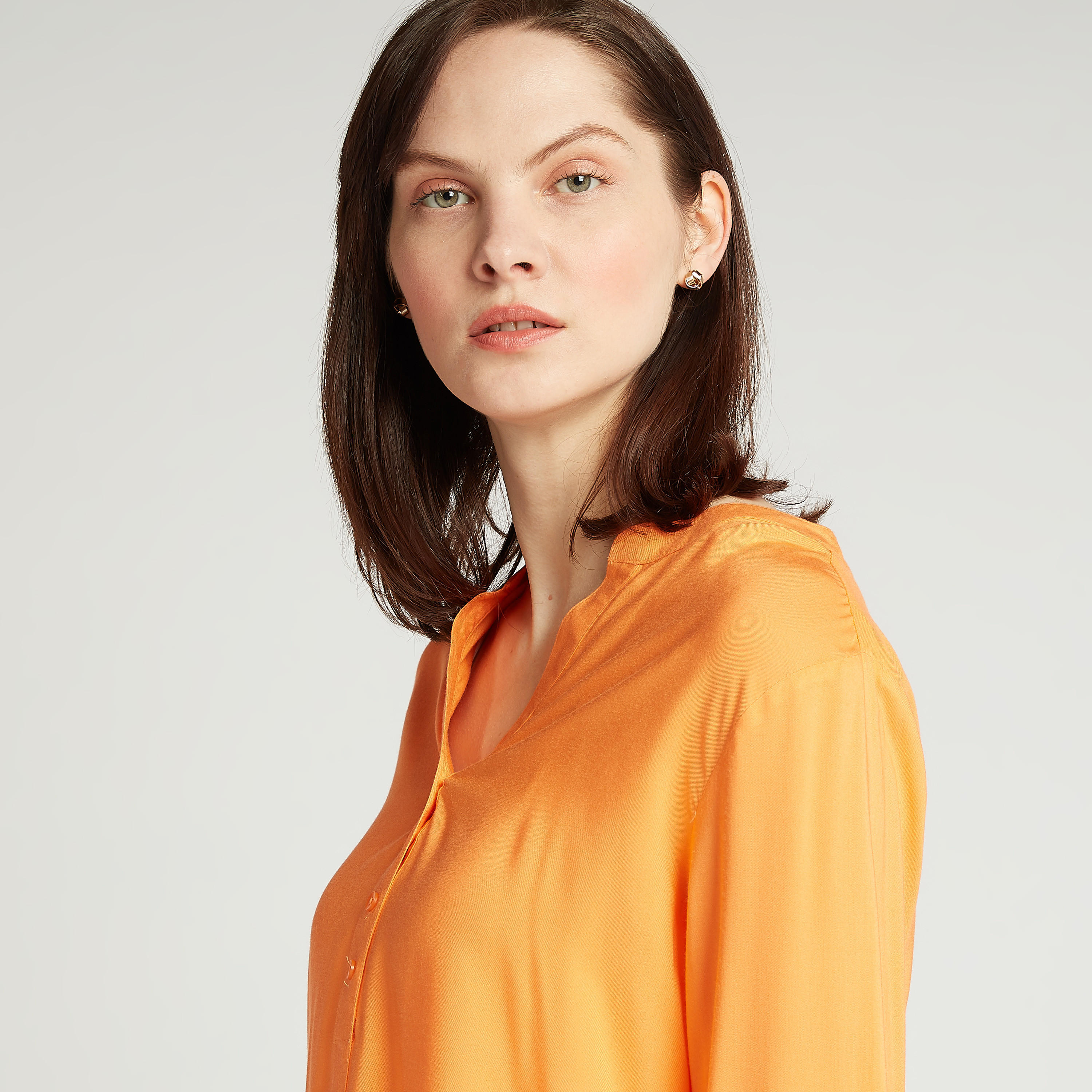 بلوزة سادة بأكمام طويلة وأطراف غير مستوية-women-clothing-shirtsandblouses-blouses-image-3
