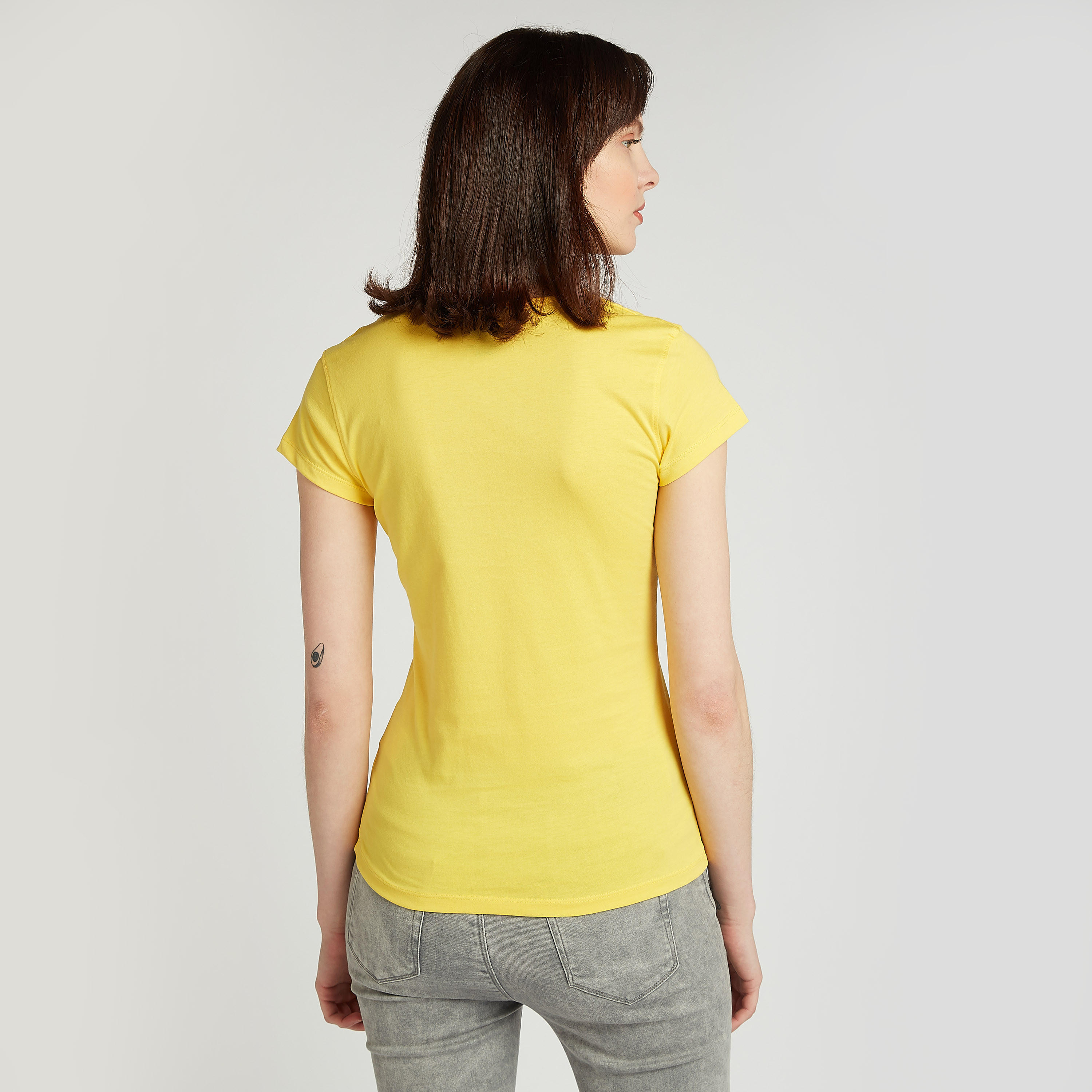 تيشيرت سليم بياقة ضيقة وأكمام كاب وطبعات تيبوغرافيك-women-clothing-tshirts-image-4