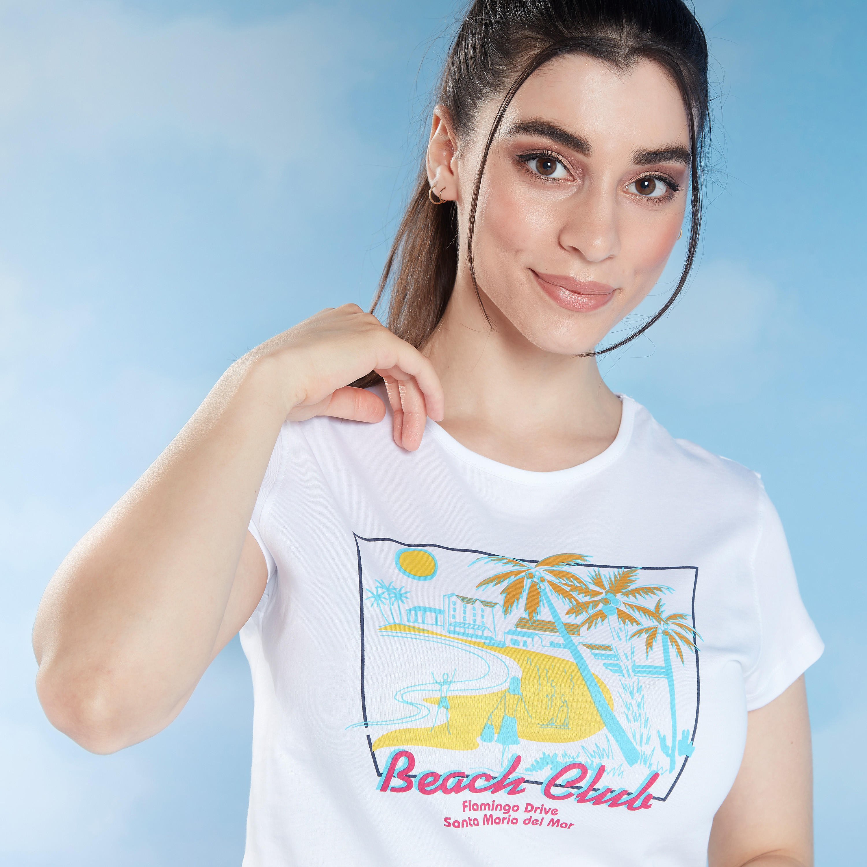 تيشيرت مستدام سليم فيت بياقة ضيّقة وأكمام قصيرة-women-clothing-tshirts-image-4