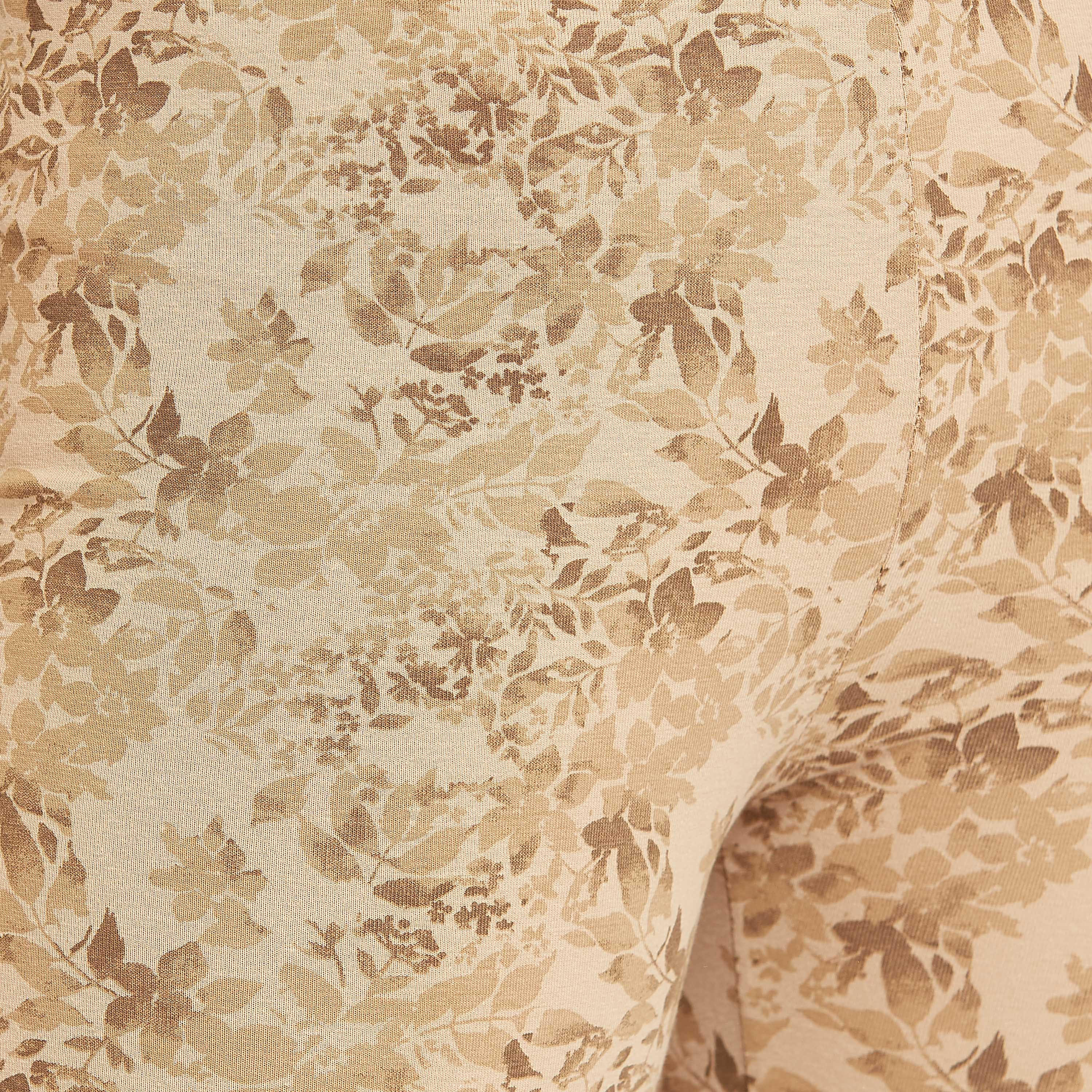 بنطلون ليقنز بخصر مطّاطي وطبعات-women-clothing-bottoms-leggings-image-3