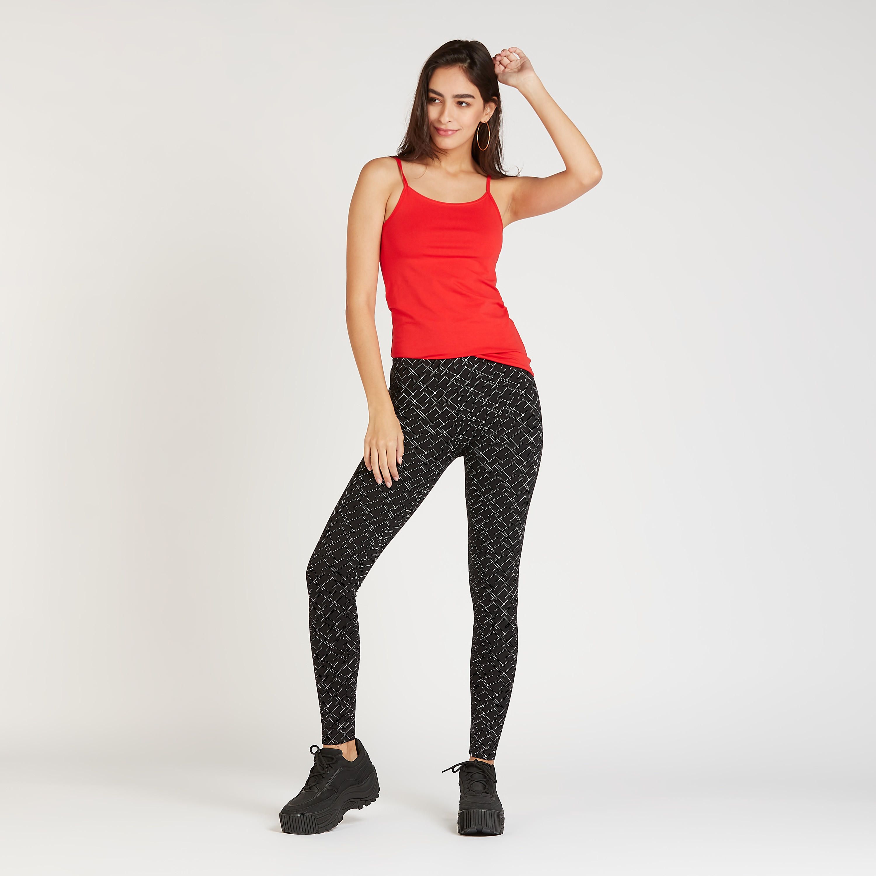 بنطلون ليقنز بخصر مطّاطي وطبعات-women-clothing-bottoms-leggings-image-2