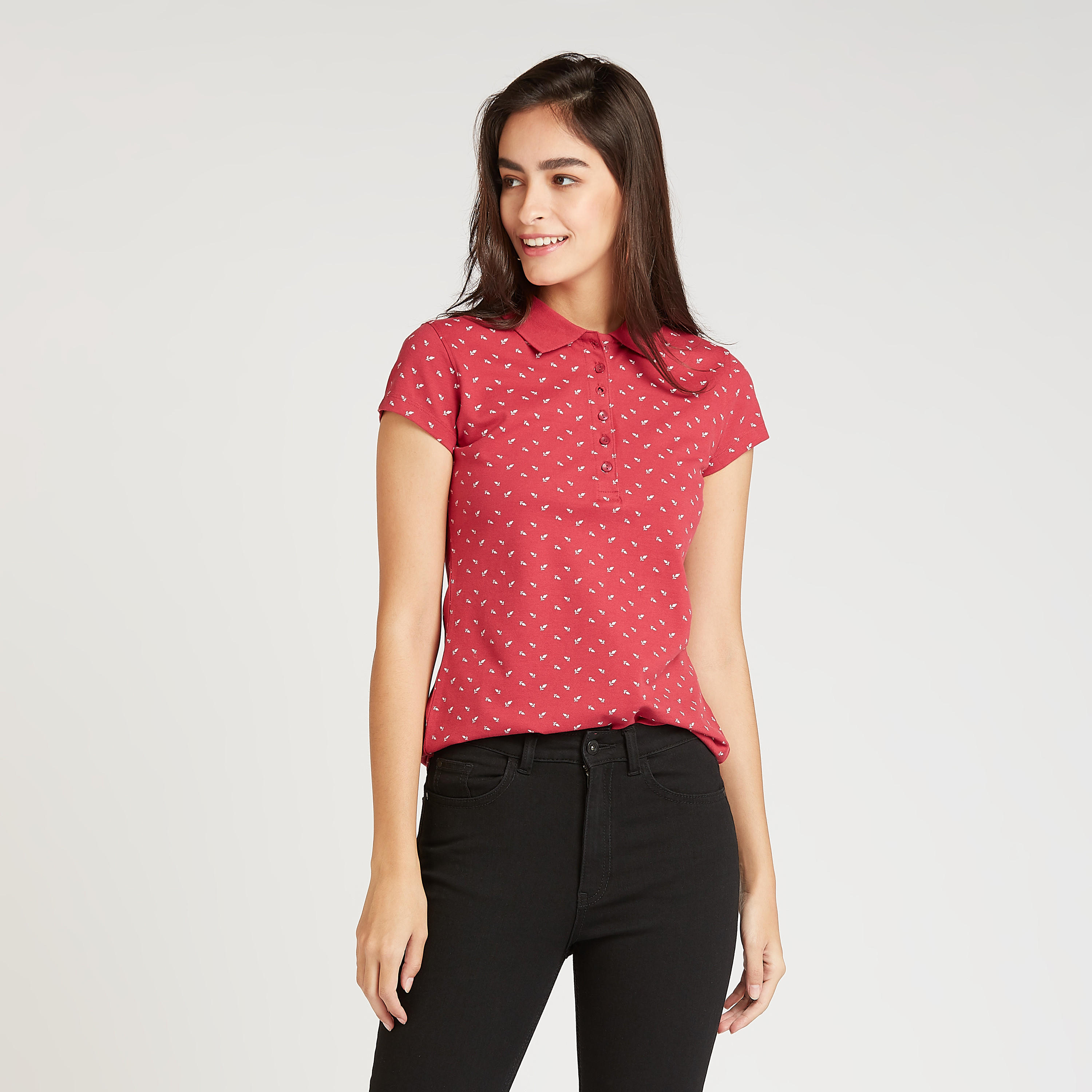 تيشيرت بياقة بولو وأكمام قصيرة وطبعات-women-clothing-tshirts-image-1