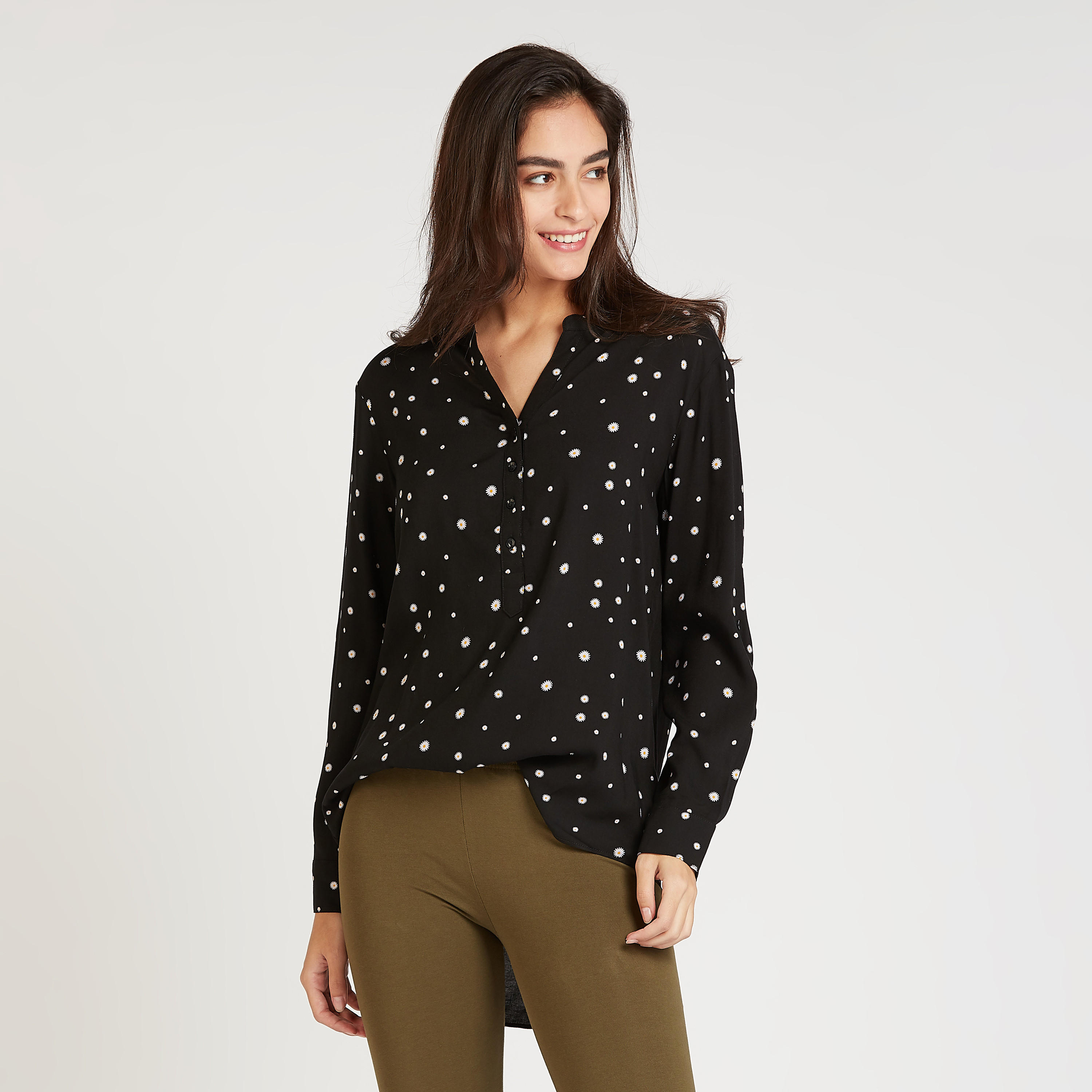 بلوزة بأكمام طويلة وحوّاف غير مستوية و طبعات أزهار-women-clothing-shirtsandblouses-blouses-image-1