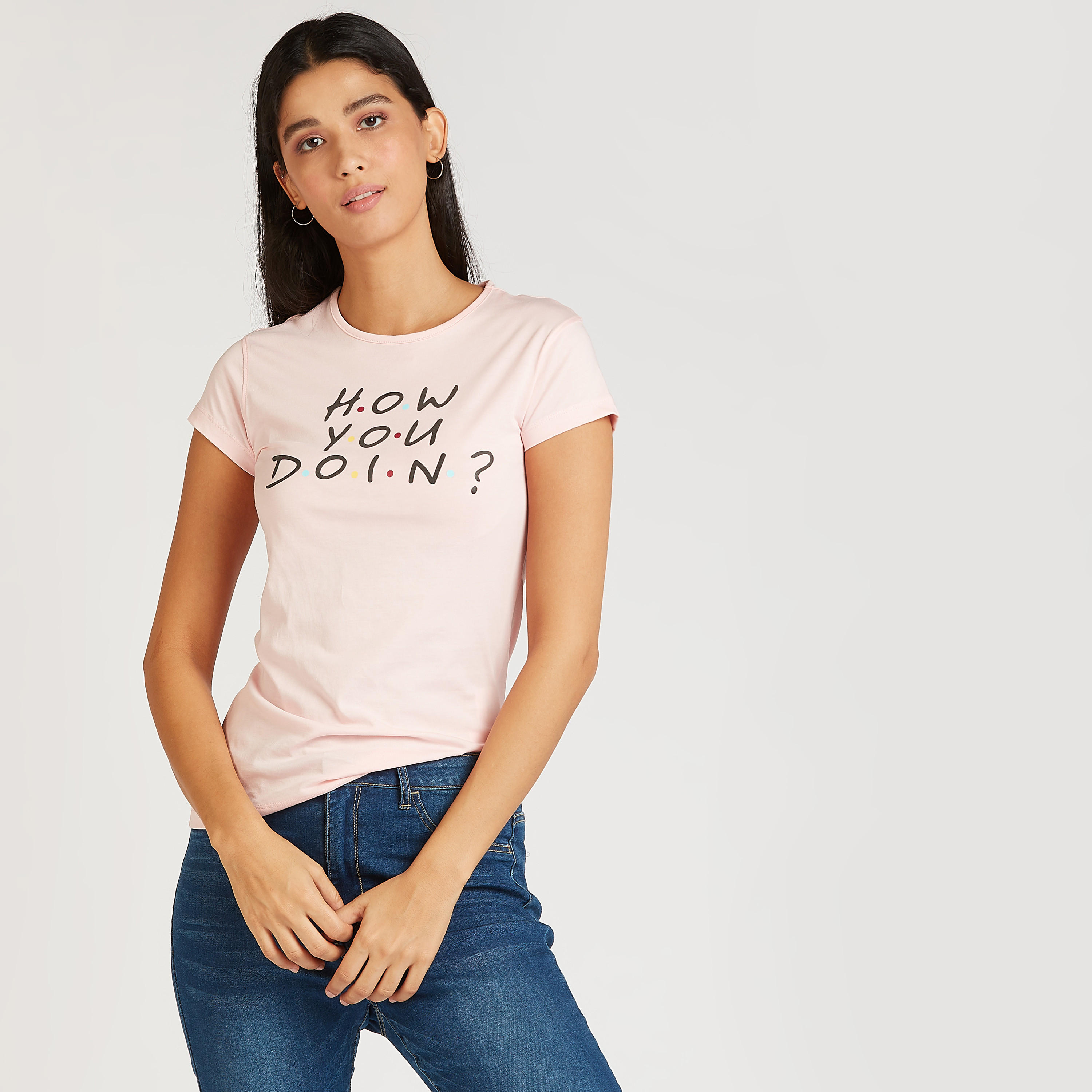 تيشيرت مستدام سليم فيت بياقة ضيقة وأكمام قصيرة وطبعات-women-clothing-tshirts-image-1