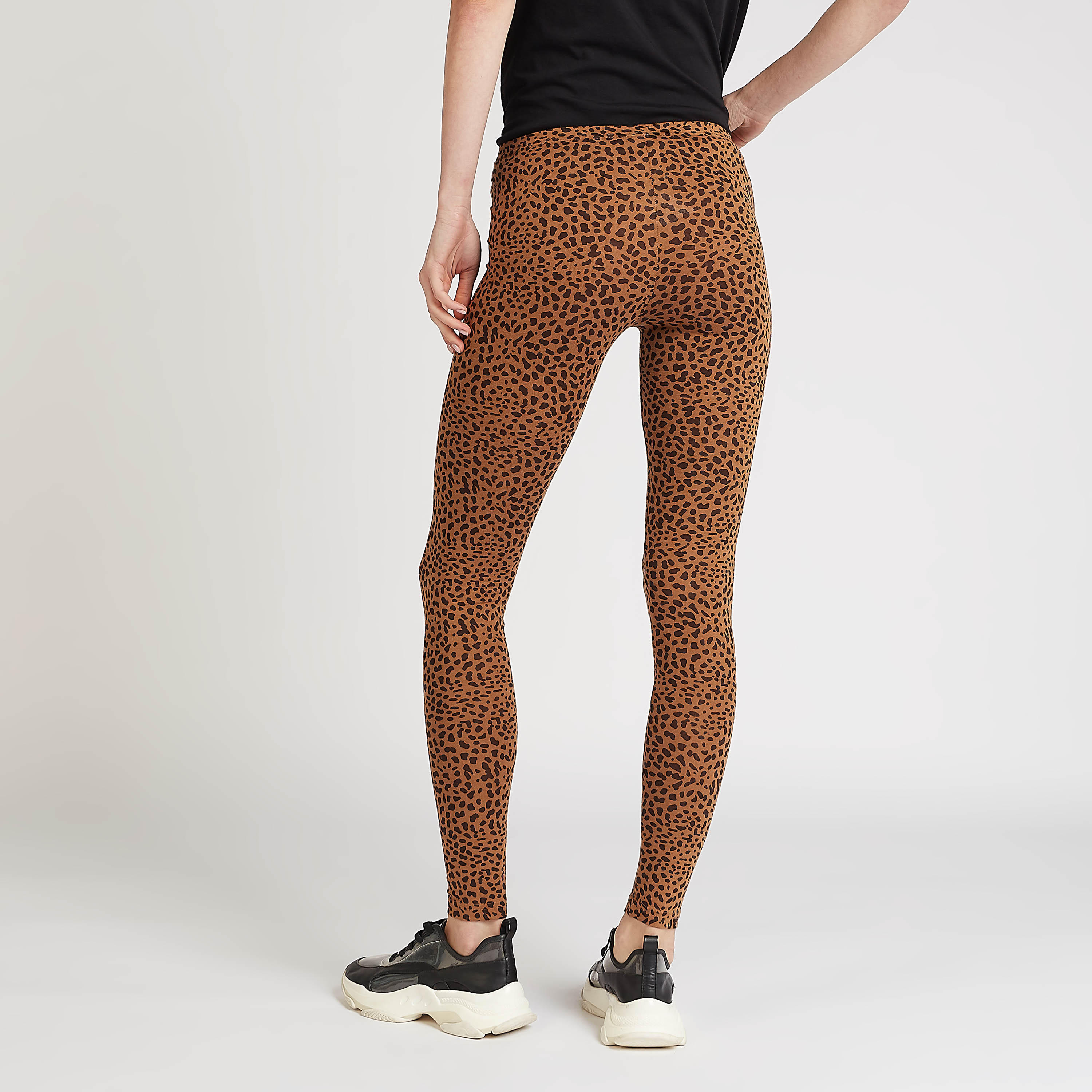 بنطلون ليقنز مستدام بخصر مطّاطي وطبعات حيوانات-women-clothing-bottoms-leggings-image-4