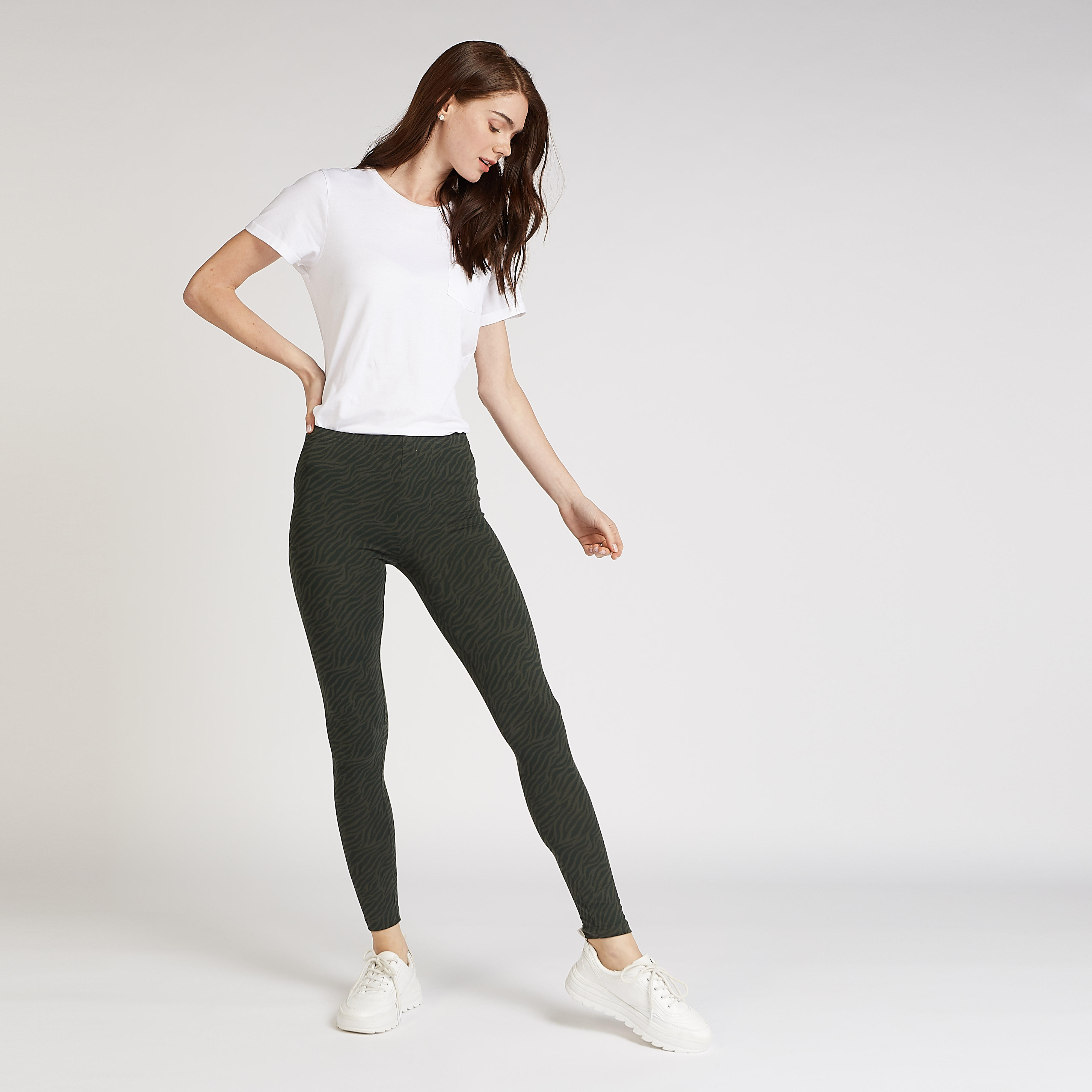 بنطلون ليقنز مستدام بخصر مطّاطي وطبعات-women-clothing-bottoms-leggings-image-2