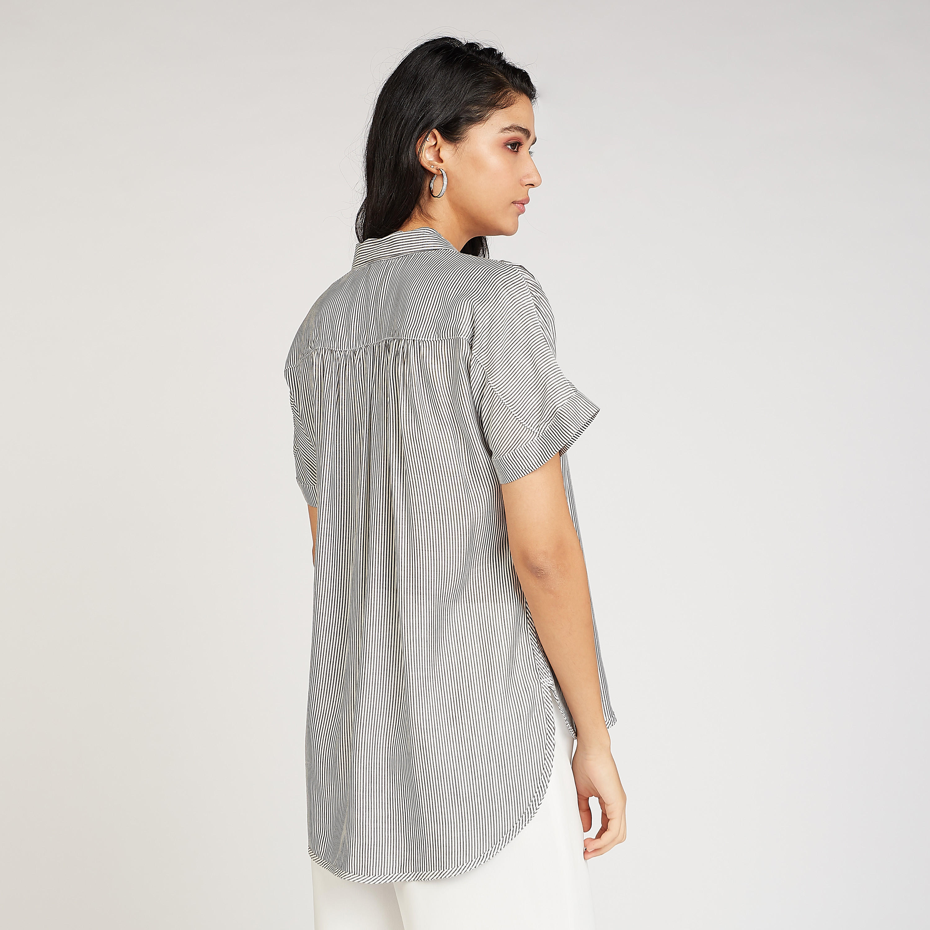 قميص مخطط بياقة عاديّة وأكمام قصيرة-women-clothing-shirtsandblouses-shirts-image-4