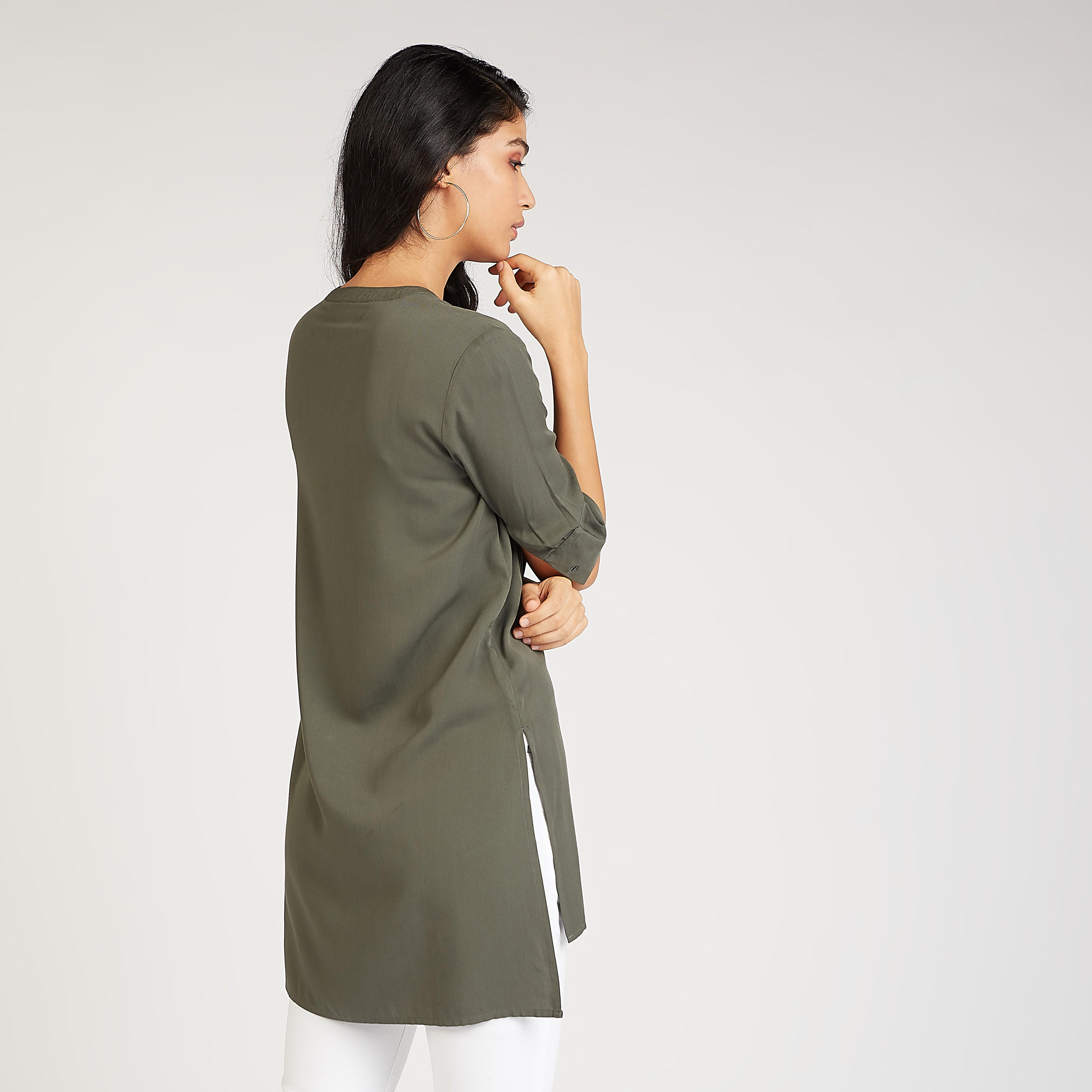 بلوزة بارزة الملمس بياقة ماندارين وأكمام قصيرة-women-clothing-shirtsandblouses-blouses-image-4