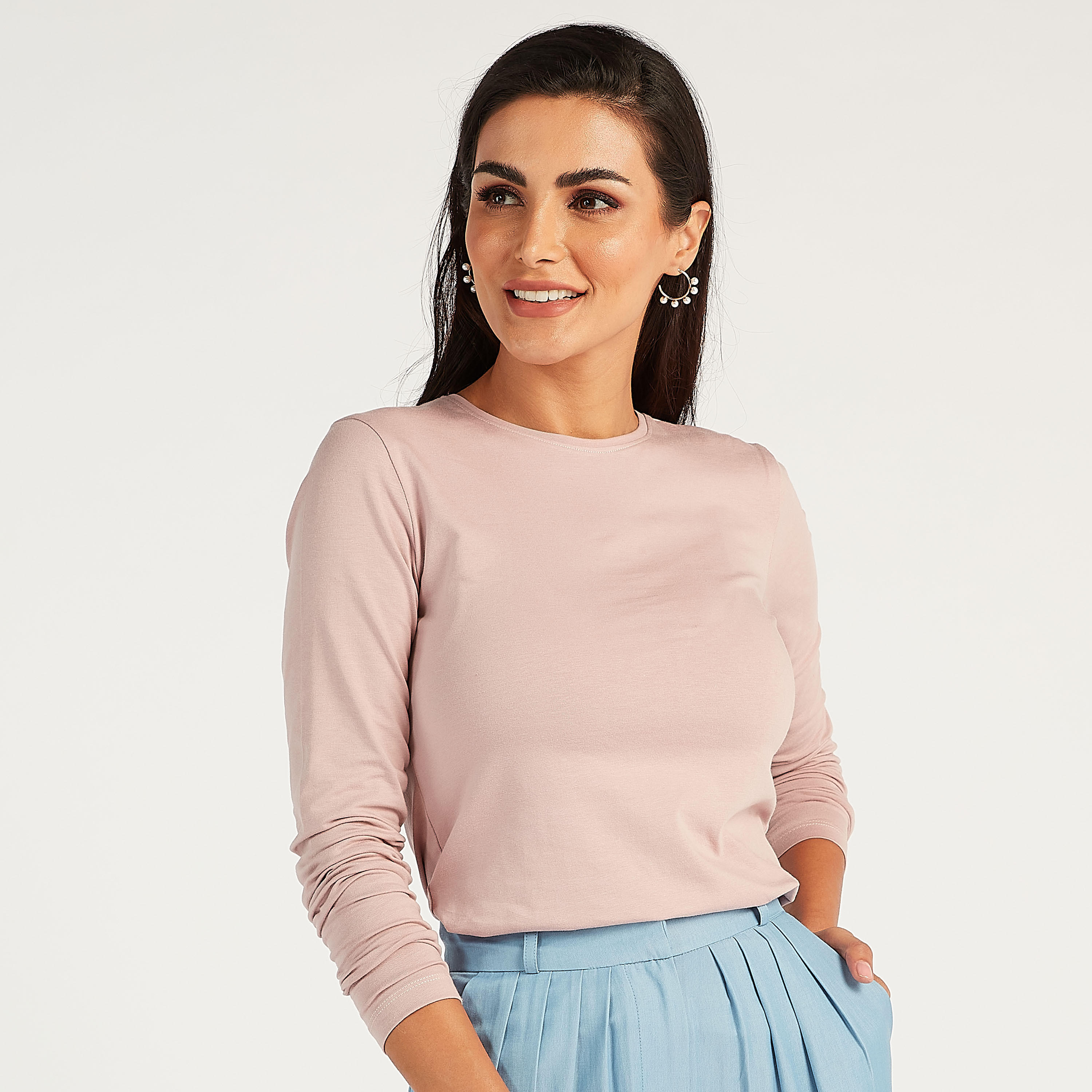 تيشيرت مستدام سادة بياقة ضيّقة وأكمام طويلة-women-clothing-tshirts-image-4
