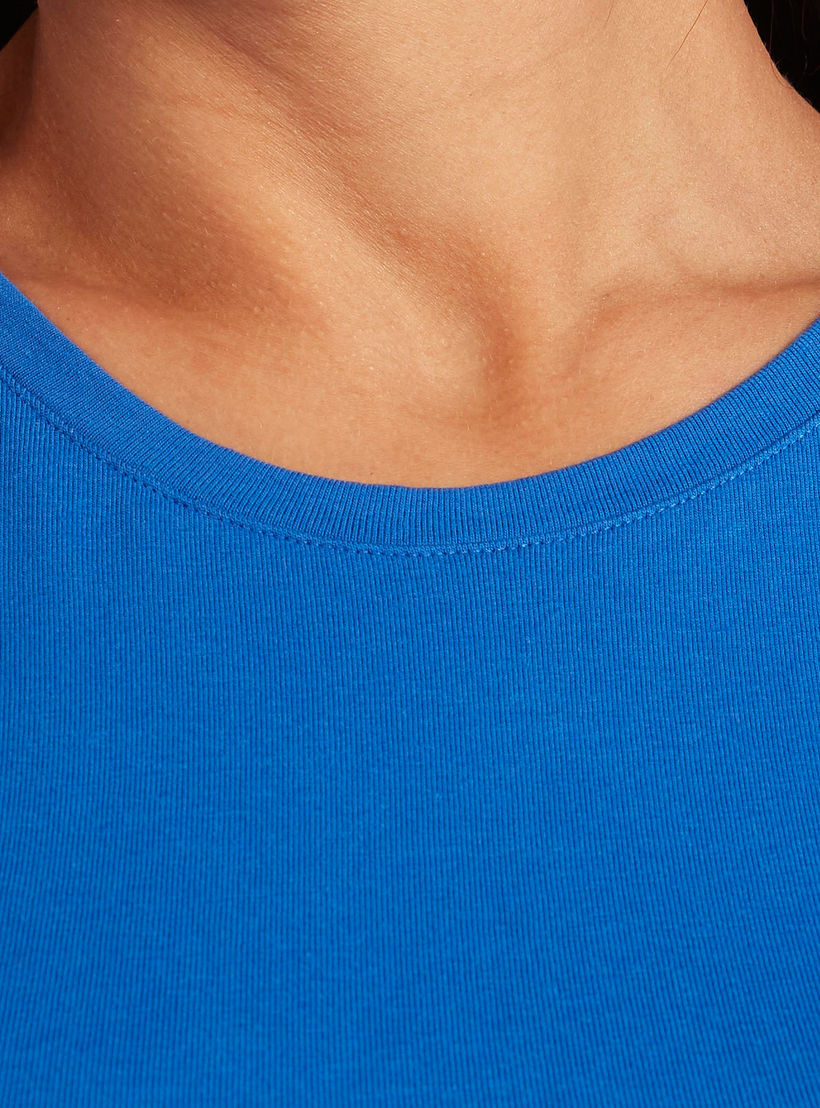تيشيرت سادة بياقة ضيّقة وأكمام طويلة-women-clothing-tshirts-image-2